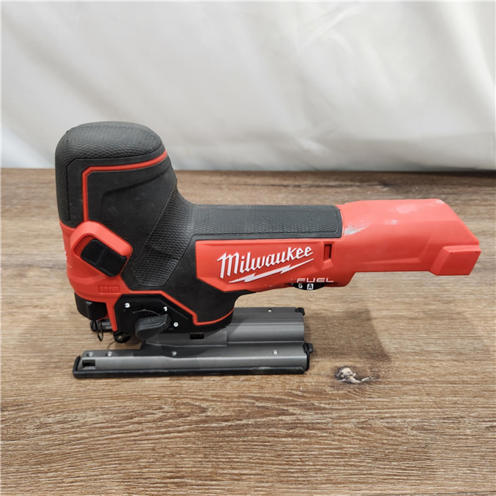 AS-IS Milwaukee FUEL M18 2737B-20 18-Volt Cordless Barrel Grip Jig Saw - Bare Tool