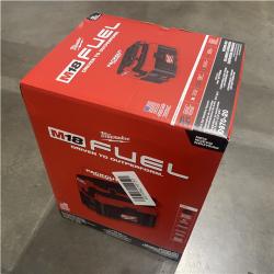 NEW- M18 FUEL PACKOUT 18-Volt Lithium-Ion Cordless 2.5 Gal. Wet/Dry Vacuum (Vacuum-Only)