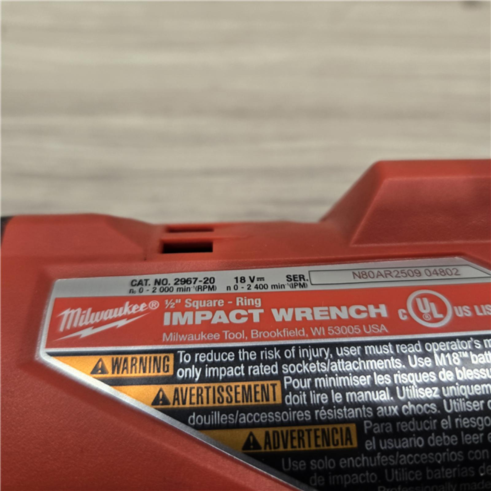 AS-IS Milwaukee M18 1/2 in. Cordless High Torque Impact Wrench Kit