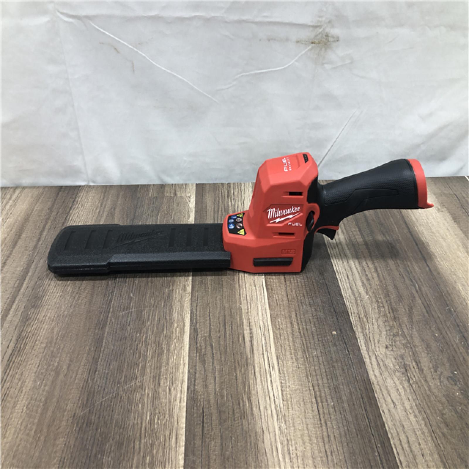 AS-IS Milwaukee M12 FUEL 8 in. 12V Lithium-Ion Brushless Cordless Hedge Trimmer Kit