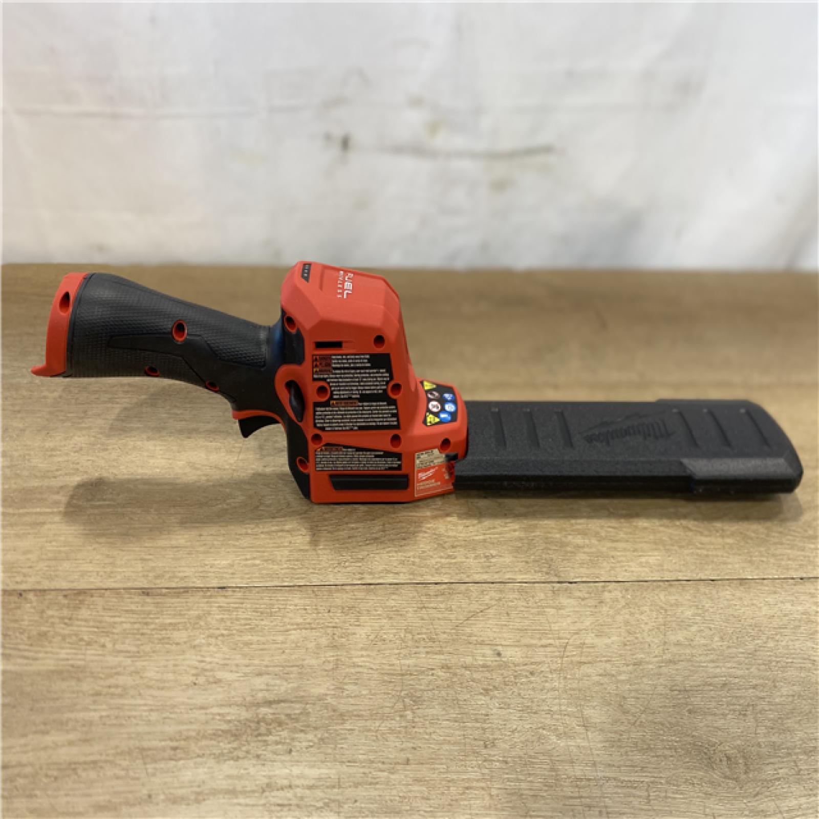 AS-IS Milwaukee FUEL 8 in. 12V Lithium-Ion Brushless Cordless Hedge Trimmer (Tool-Only)