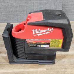 HOUSTON LOCATION - AS-IS Milwaukee Green 125 Ft. Cross Line and Plumb Points Laser Level Kit