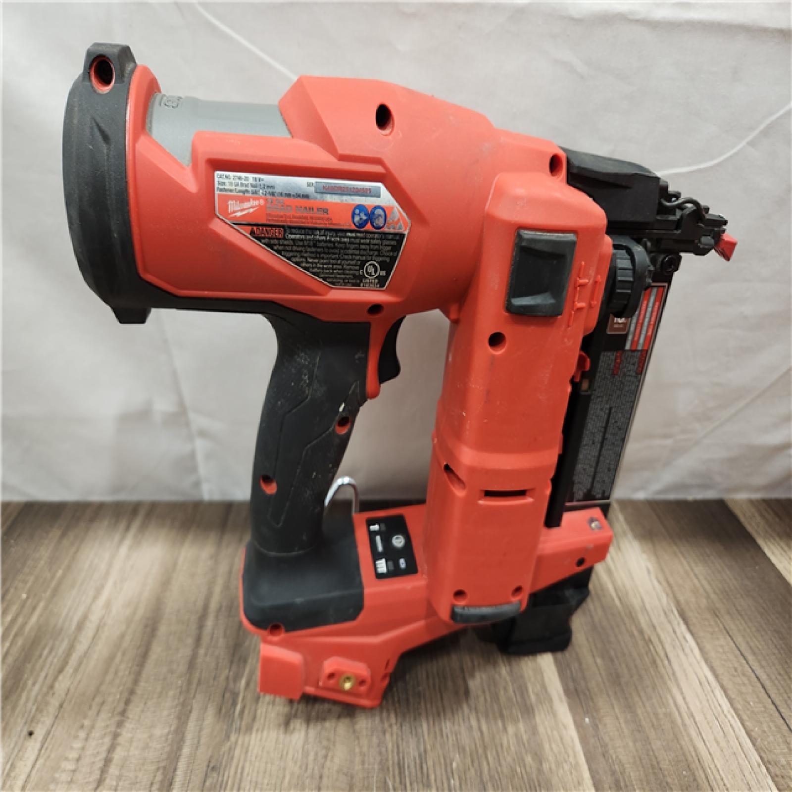 AS-IS- Milwaukee M18 FUEL 18 Gauge Brad Nailer (TOOL ONLY)
