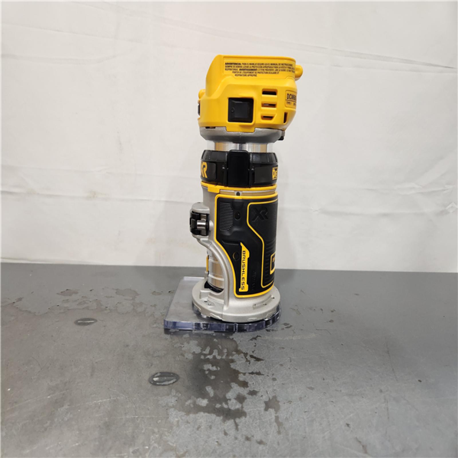 AS-IS- DEWALT 20V MAX XR Lithium-Ion Brushless Cordless Compact Router (Tool Only)