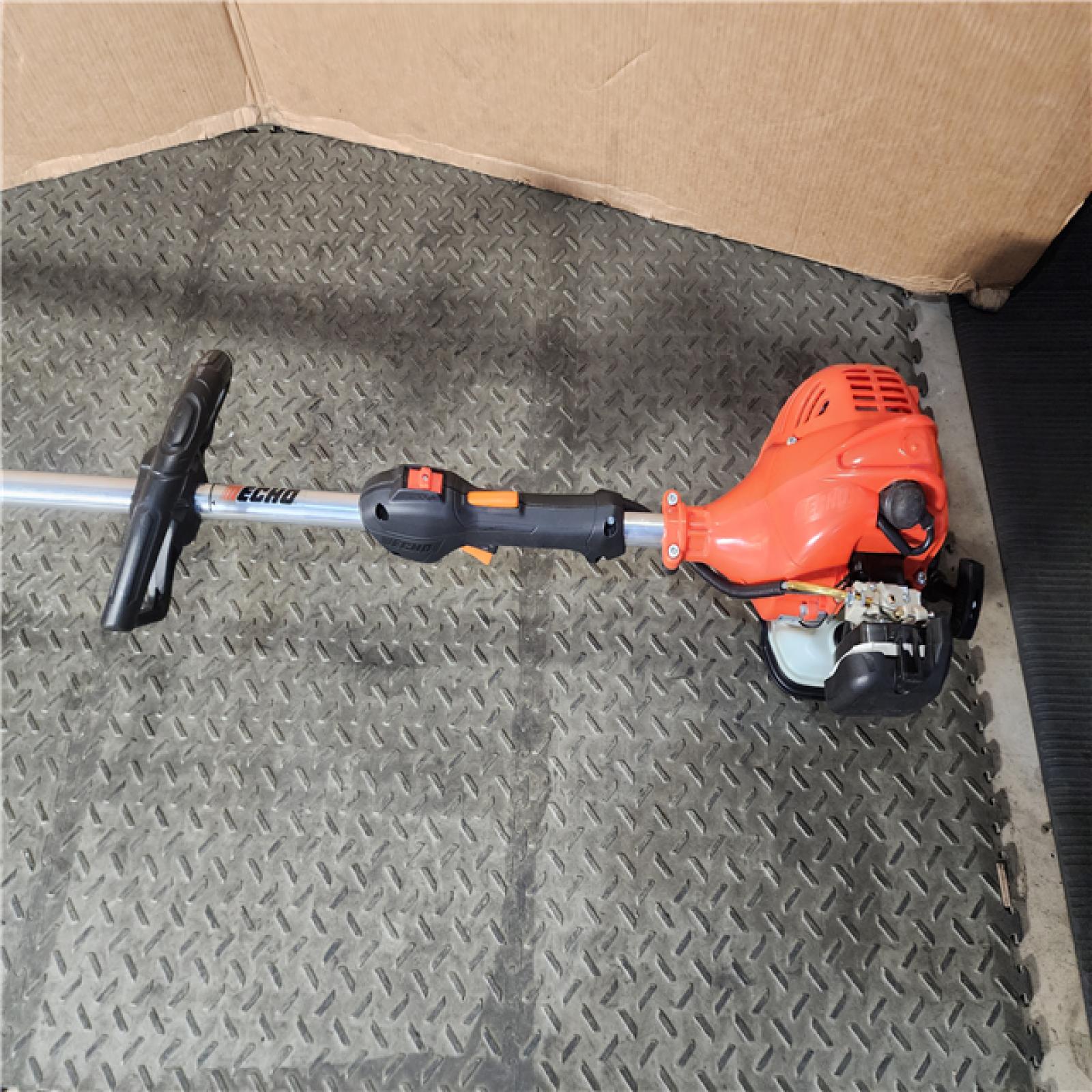HOUSTON LOCATION - AS-IS Echo 16 Inch 21.2 CC Engine Straight Shaft String Trimmer - SRM-2120
