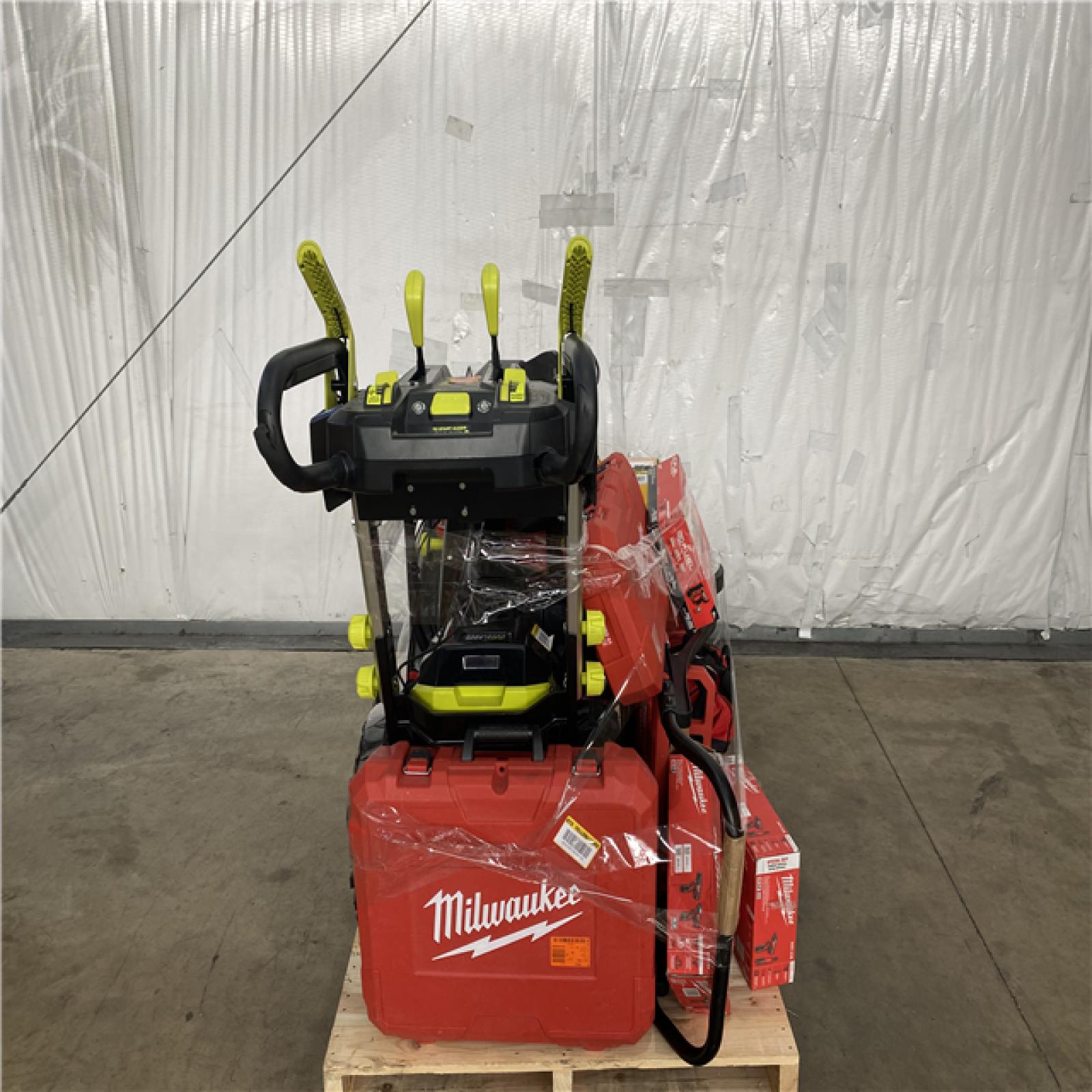 Houston Location AS IS - Tool Pallet