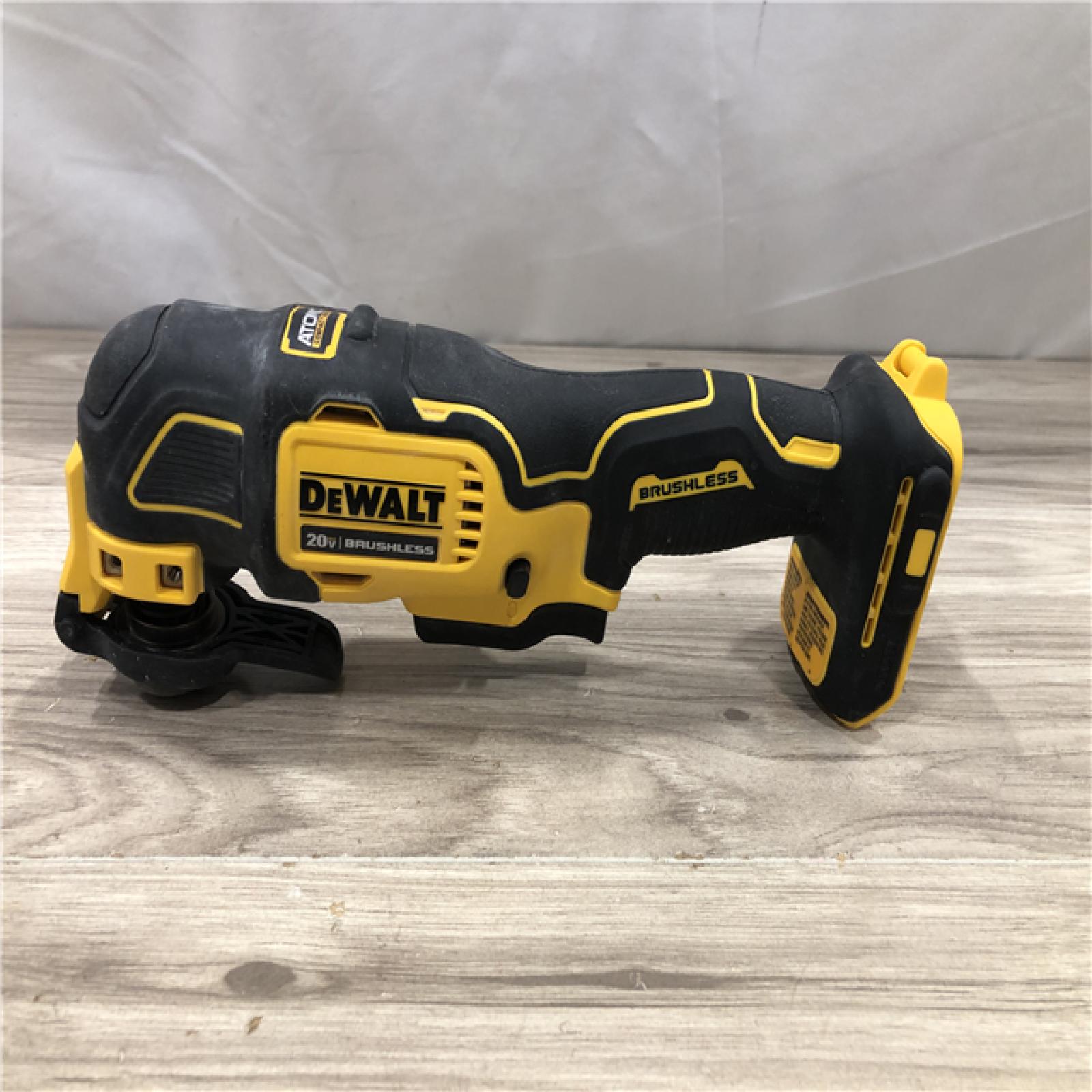 AS-IS DEWALT ATOMIC 20V MAX Cordless Oscillating Multi Tool (Tool Only)