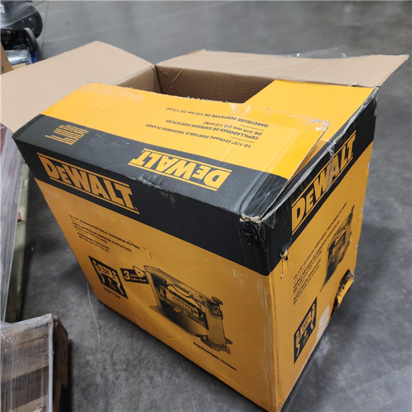 As-Is- DEWALT 15 Amp Corded 12.5 in. Bench Planer