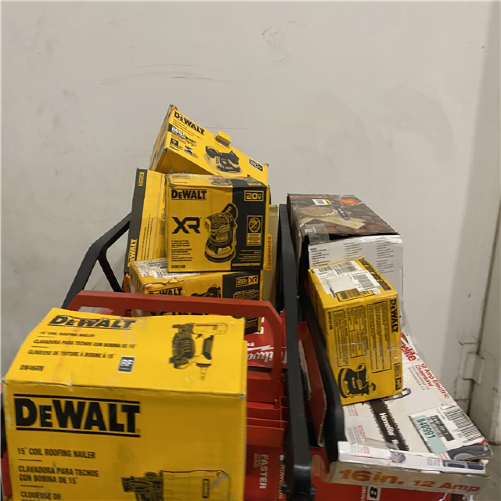 Dallas Location - As-Is Tool Pallet