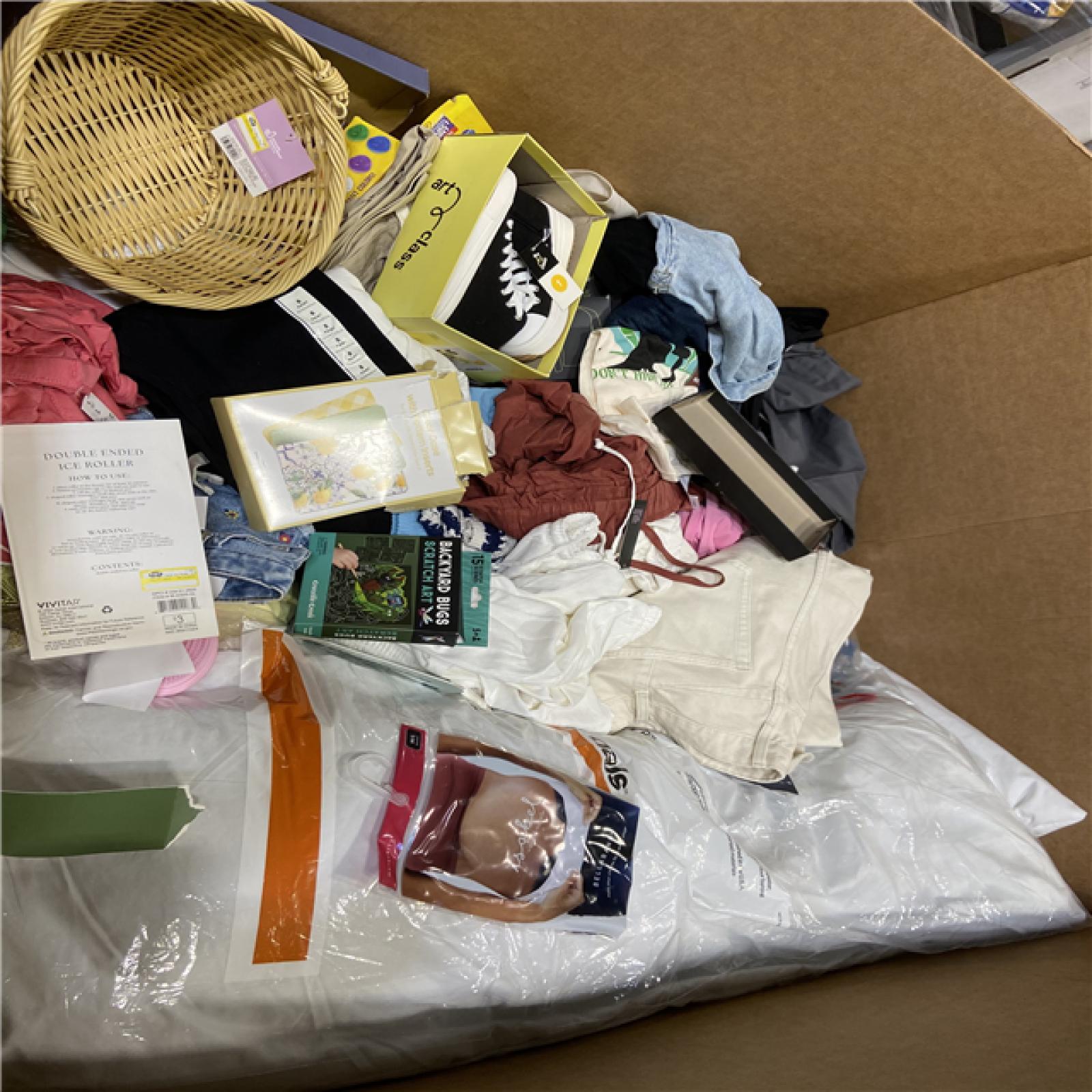 DALLAS LOCATION - BULLSEYE CLOTHING MIXED PALLET
