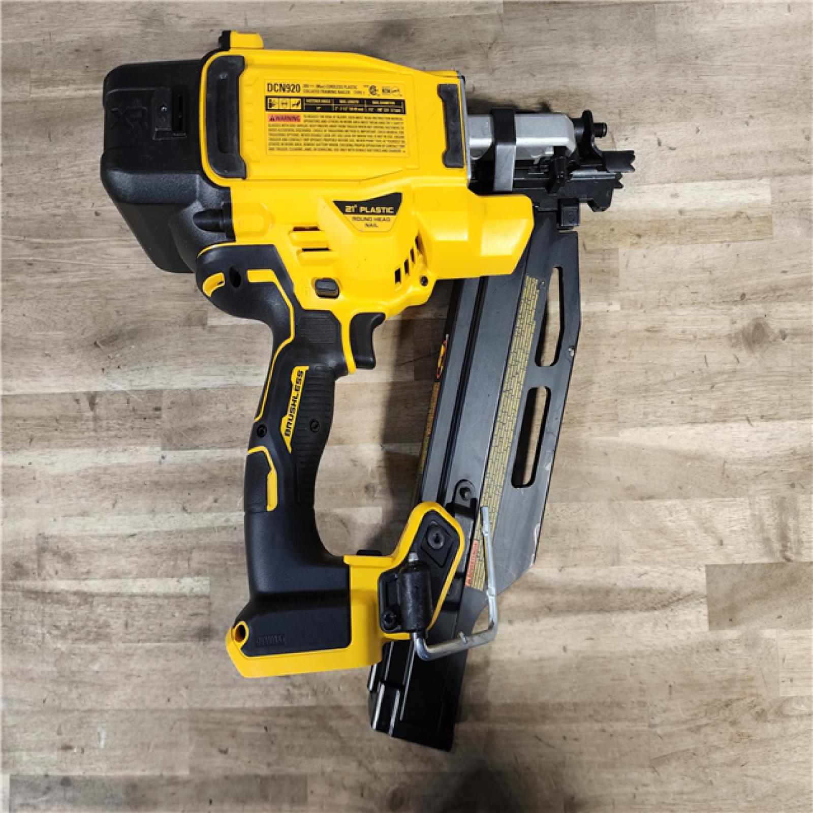 HOUSTON LOCATION - AS-IS DEWALT 20-Volt 21° Cordless Framing Nailer (Tool-Only)