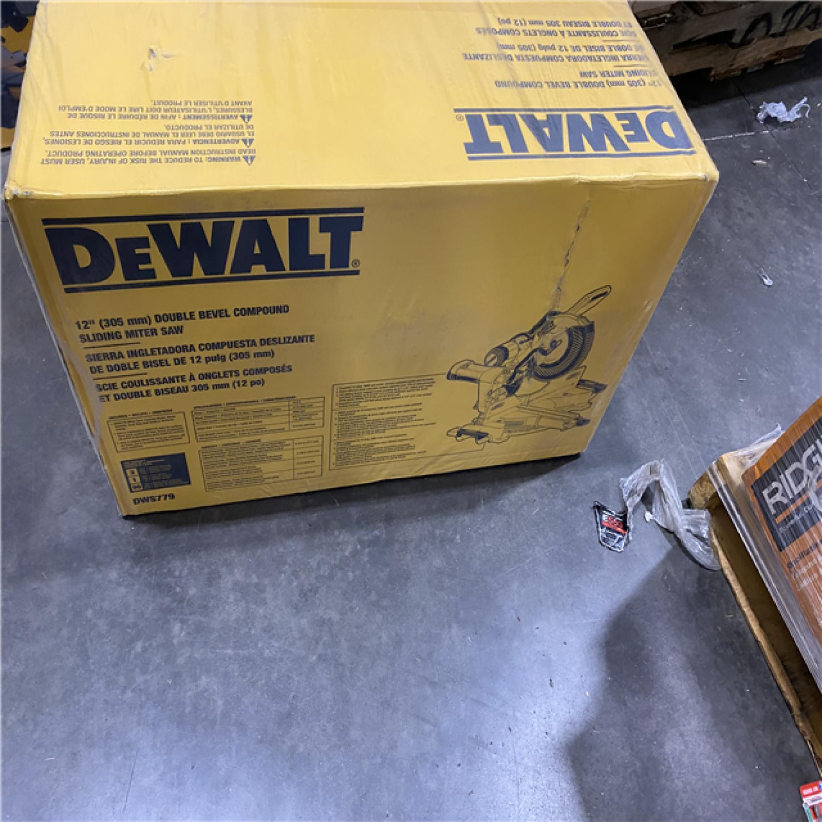 NEW- DeWalt 15 Amps 12 in. Corded Dual-Bevel Sliding Compound Miter Saw