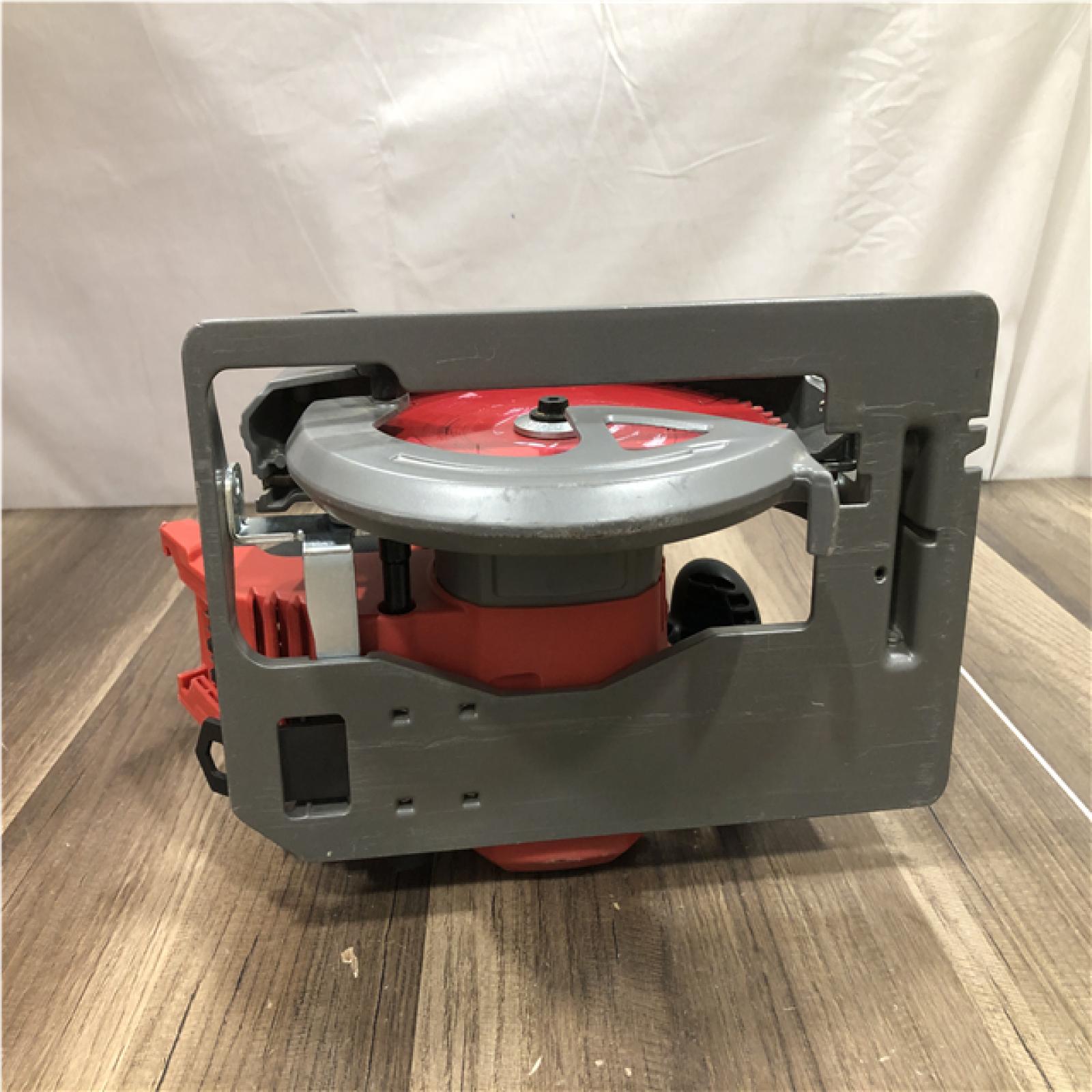 AS-IS Milwaukee FUEL 18V Lithium-Ion Brushless Cordless 7-1/4 in. Circular Saw (Tool-Only)