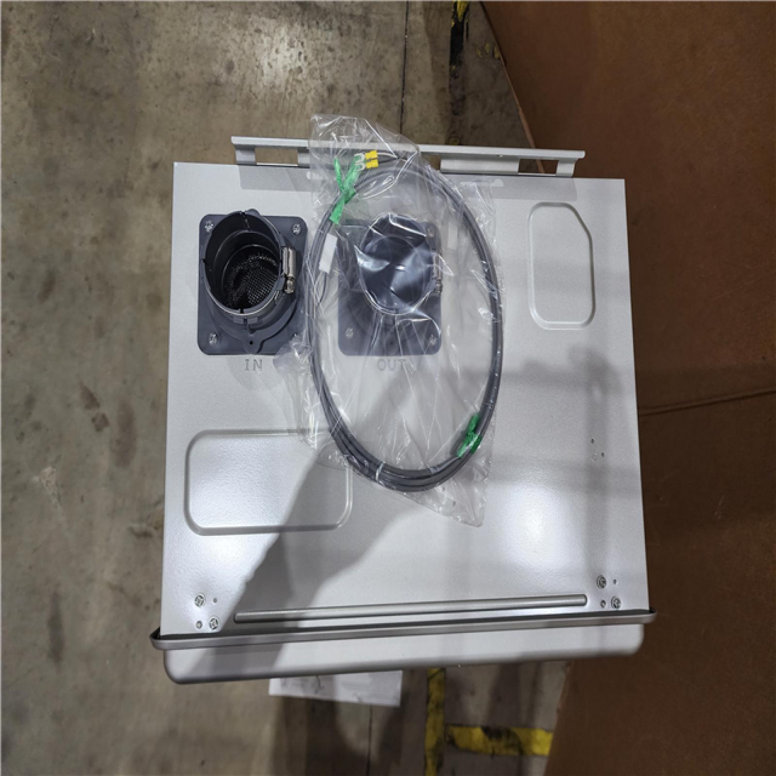 HOUSTON LOCATION - AS-IS (NEW) Noritz NRCR111DV Condensing Tankless Gas Water Heater