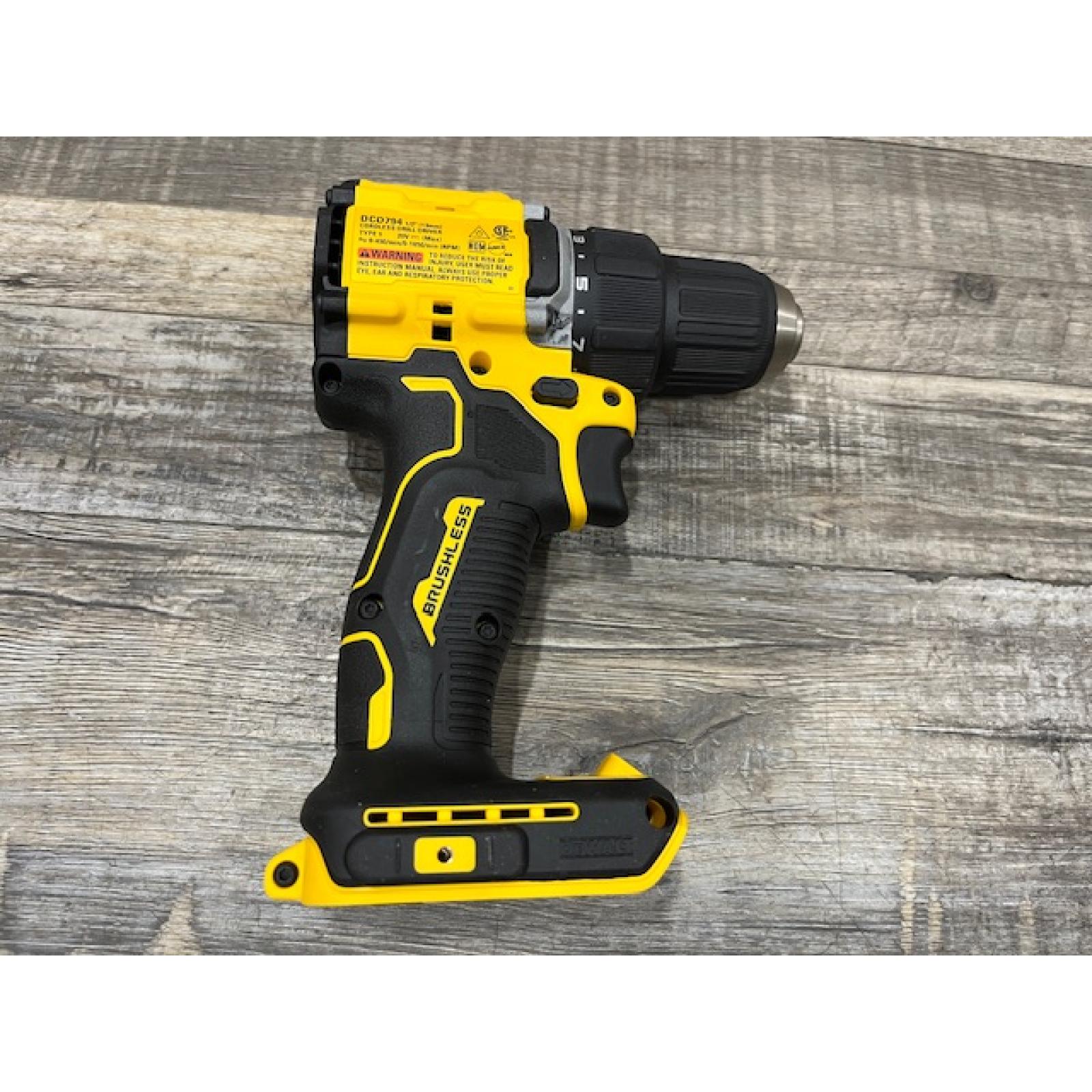 AS-IS DEWALT Atomic 20V Lithium-Ion Cordless Compact 1/2 in. Drill/Driver Kit