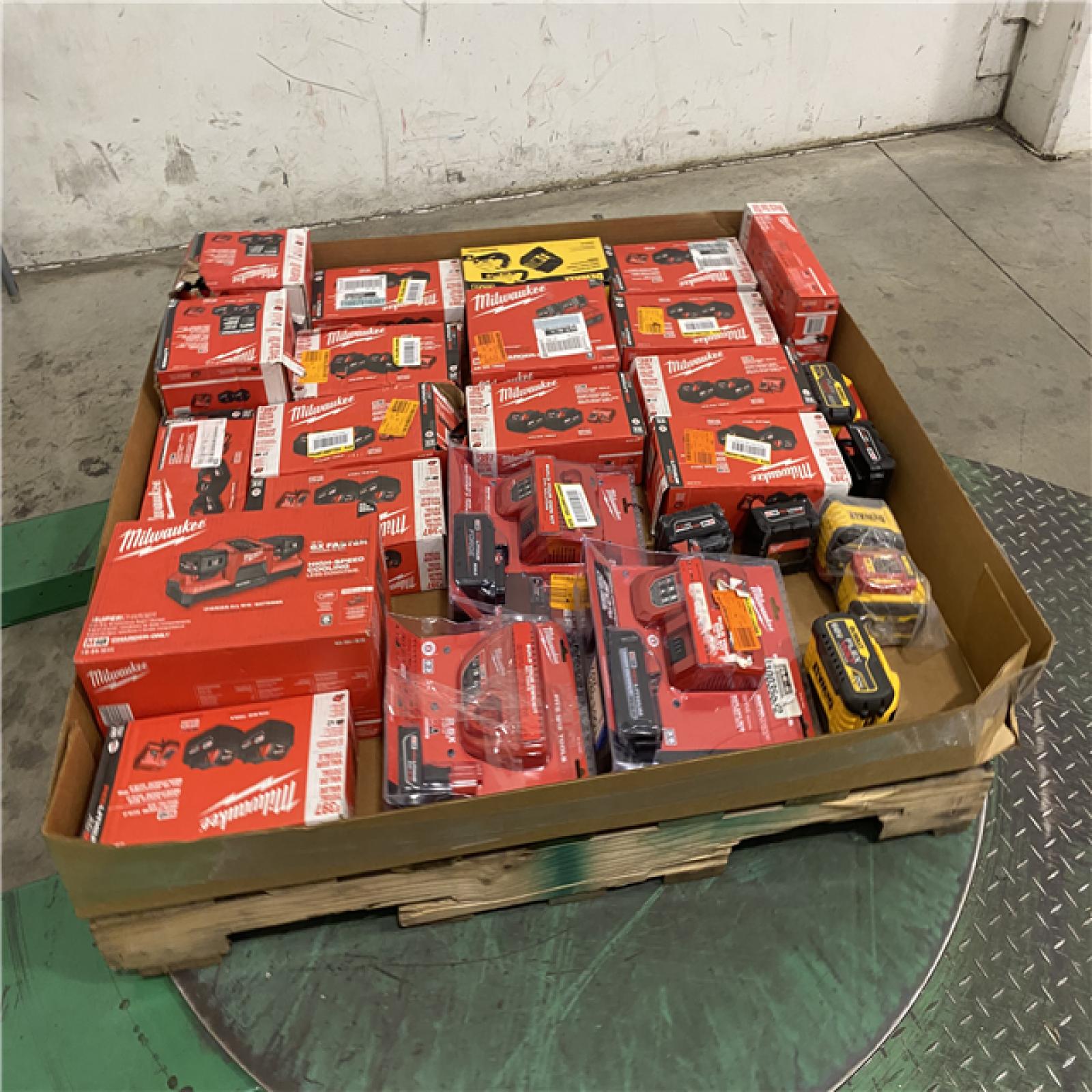 DALLAS LOCATION- AS-IS BATTERY PALLET