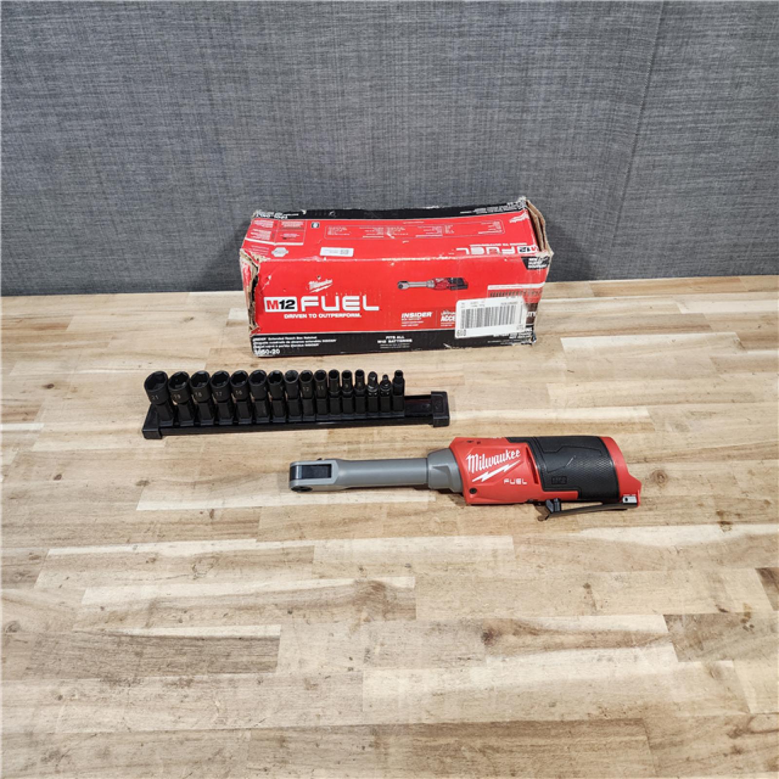 HOUSTON LOCATION - AS-IS Milwaukee FUEL INSIDER 12V Lithium-Ion Brushless Cordless 1/4 in. - 3/8 in. Extended Reach Box Ratchet (Tool-Only)