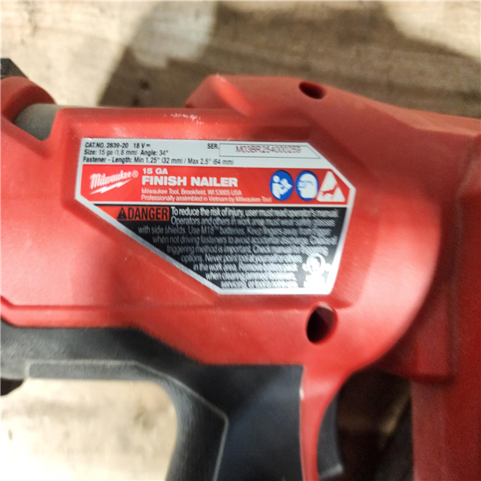 HOUSTON LOCATION - AS - IS Milwaukee FUEL 18-Volt Lithium-Ion Brushless Cordless Gen II 15-Gauge Angled Finish Nailer (Tool-Only)