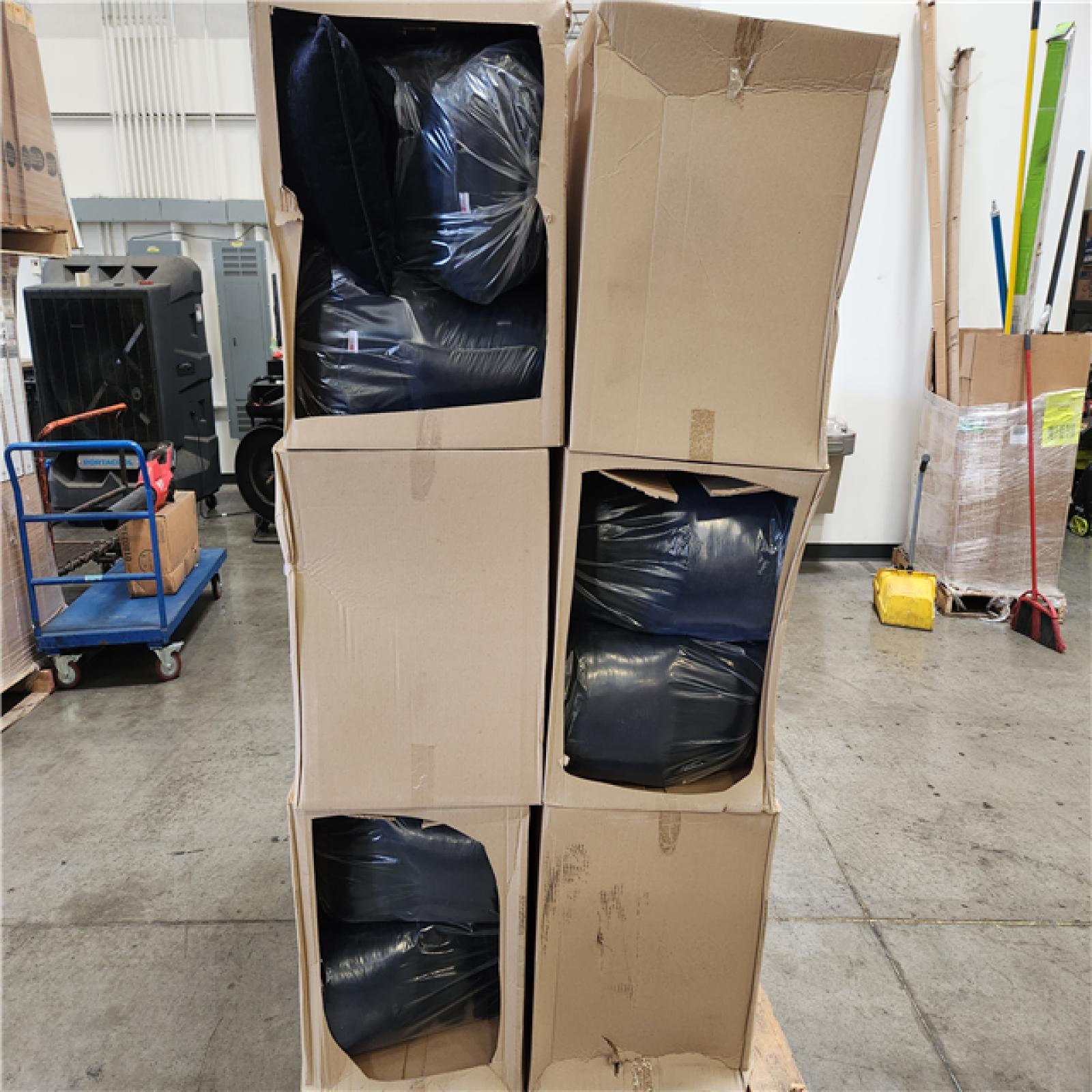 Phoenix Location NEW Sobel Westix 14X14 Black Pillow Pallet 10 Per Box (12 Boxes)