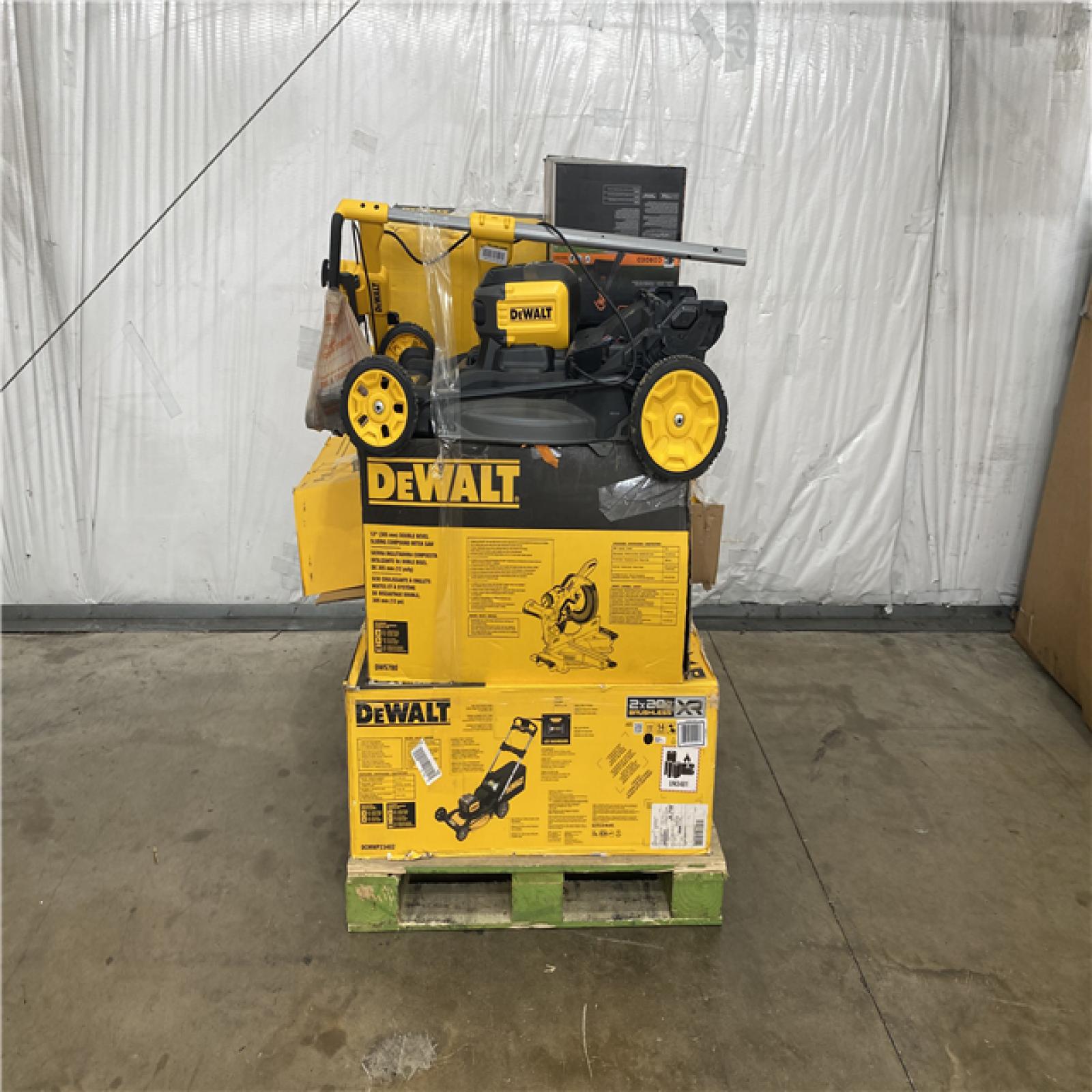 Houston Location AS IS - Tool Pallet