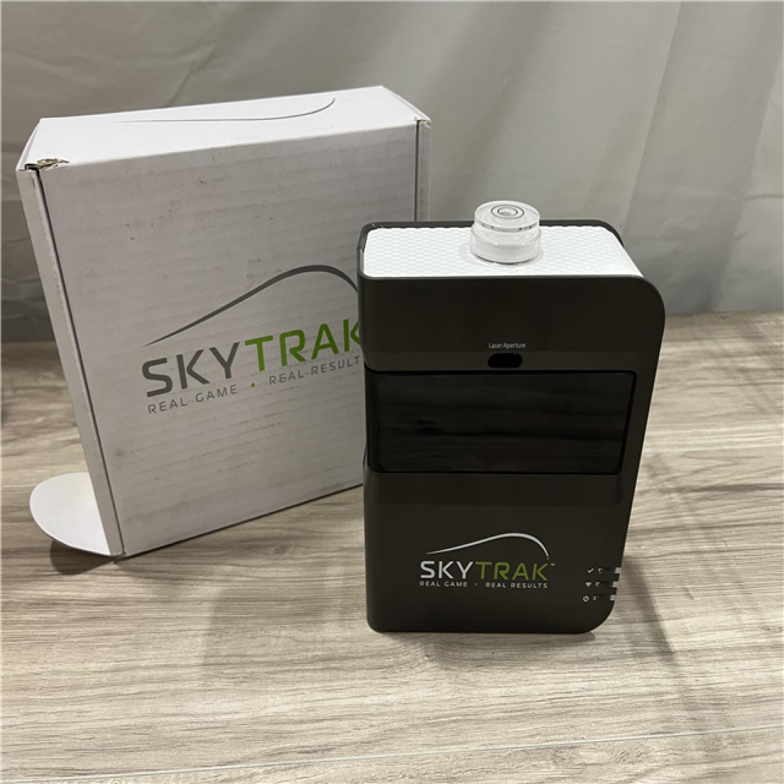 AS-IS SKYTRAK REE2.0 Photometric Golf Launch Monitor XGA #U4201