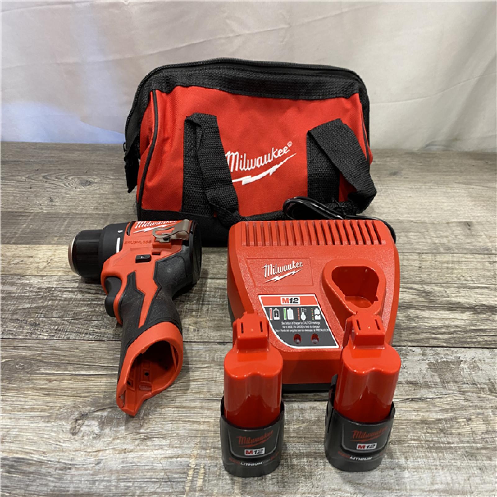 AS-IS Milwaukee 12-Volt Lithium-Ion Brushless Cordless Subcompact Brushless Drill Driver Kit