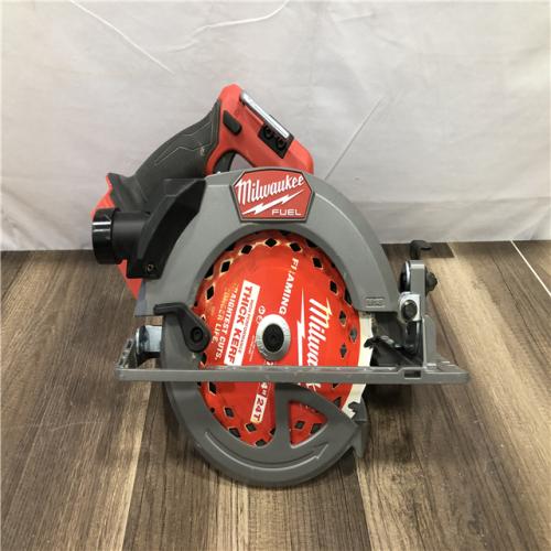 AS-IS Milwaukee FUEL 18V Lithium-Ion Brushless Cordless 7-1/4 in. Circular Saw (Tool-Only)
