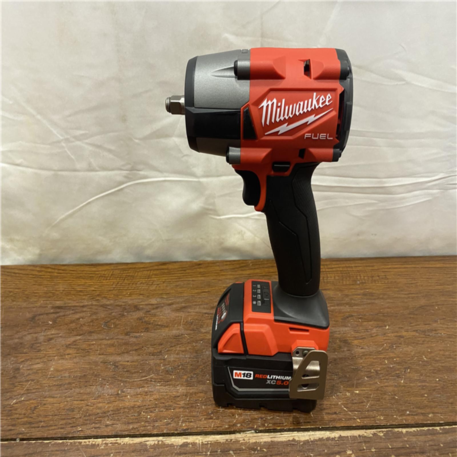 AS-IS Milwaukee 2960-22R M18 Fuel 3/8  Mid-Torque Impact Wrench