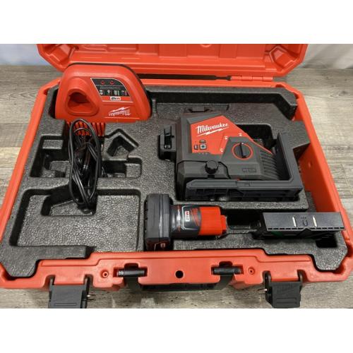 AS-IS Milwaukee 12-Volt Lithium-Ion Cordless Green 250 ft. 3-Plane Laser Level Kit