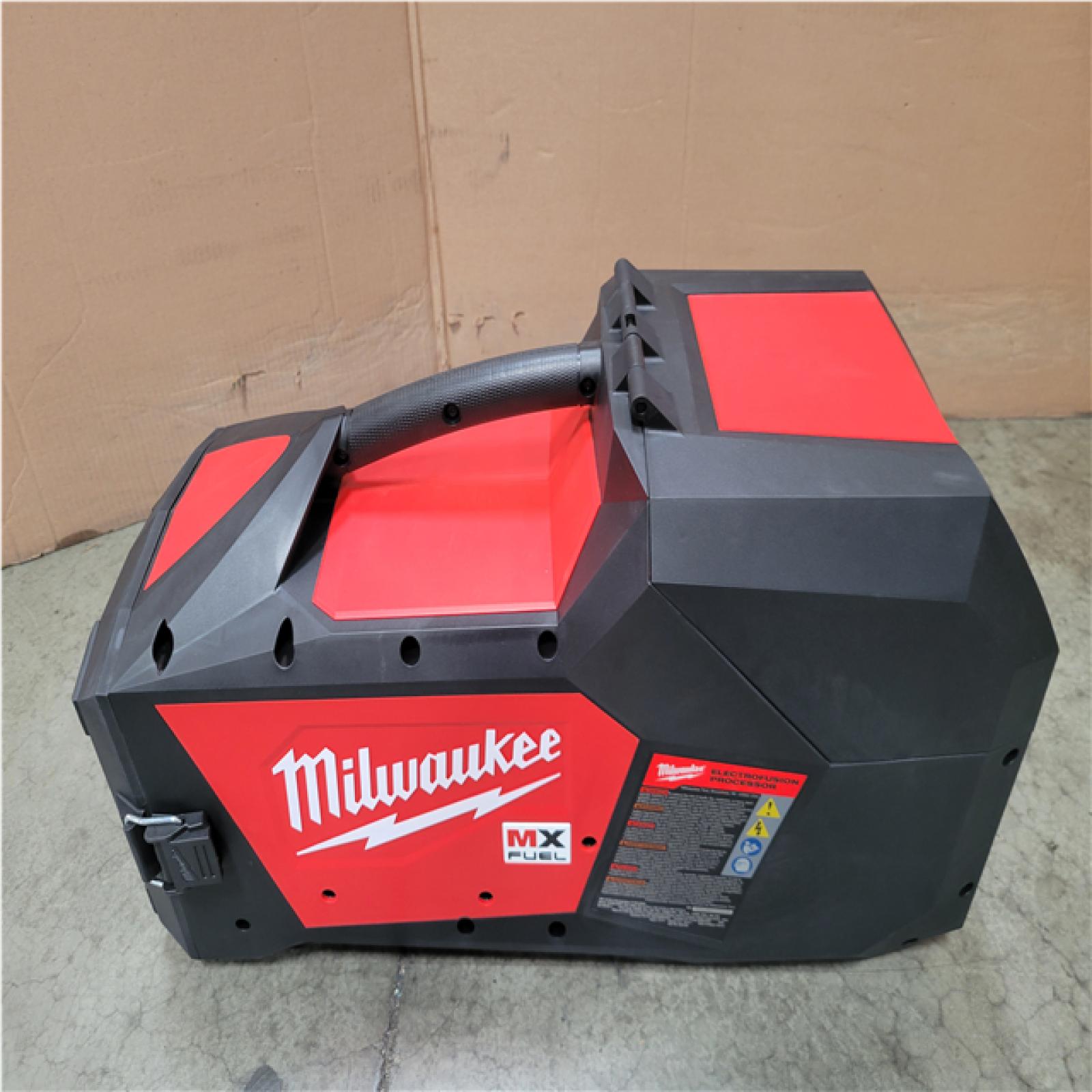 CALIFORNIA AS-IS MILWAUKEE MX FUEL ELECTROFUSION PROCESSOR KIT