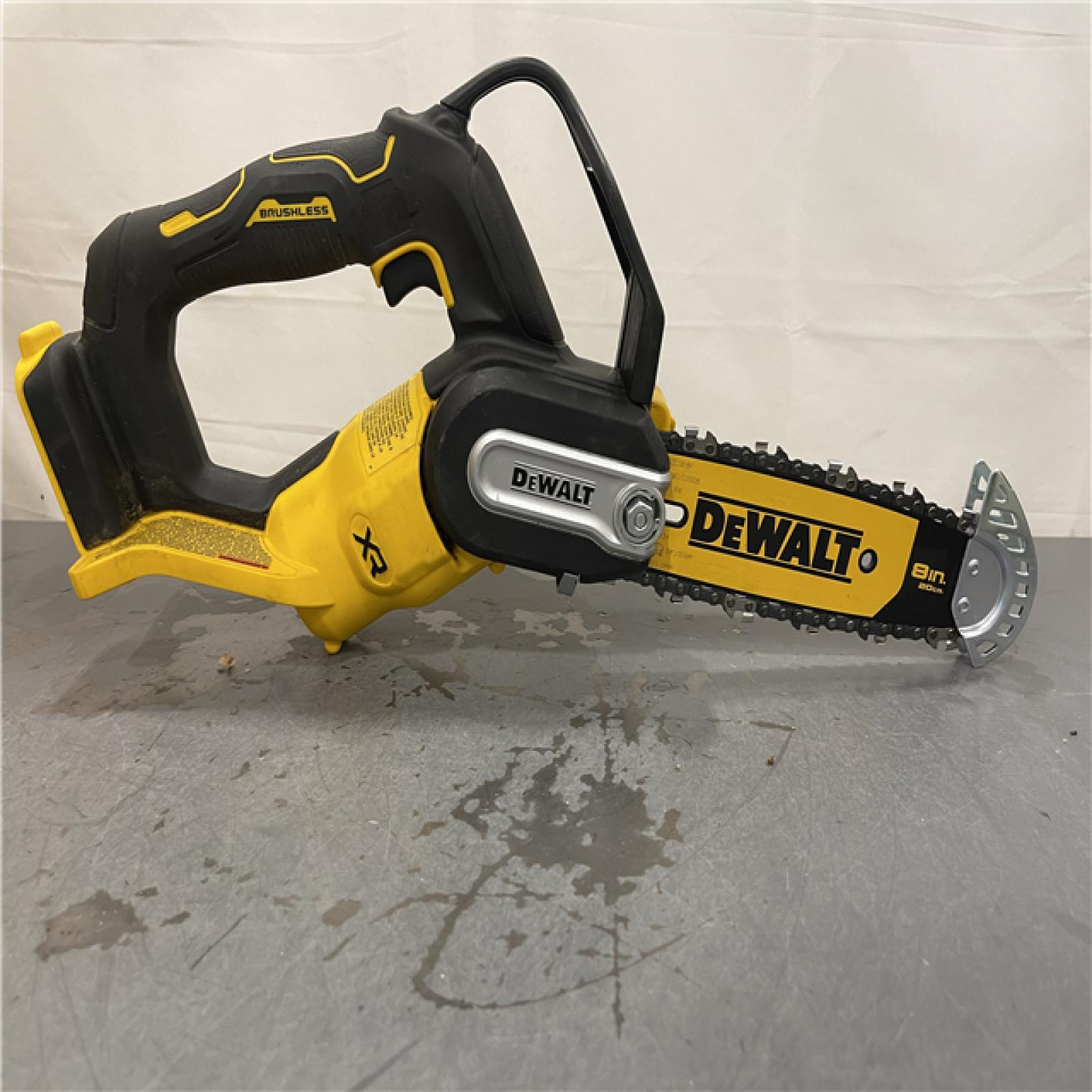 AS-IS - DeWalt 20V MAX 8 in. Brushless Cordless Battery Powered Pruning Chainsaw