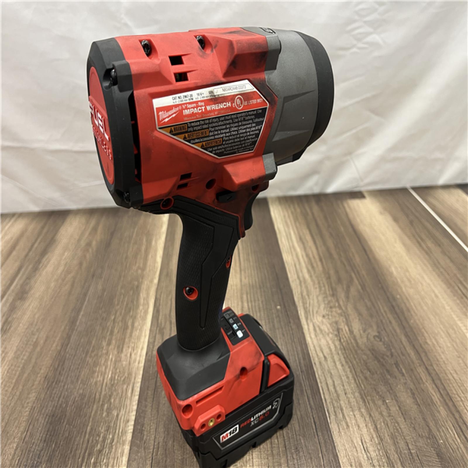 AS-IS Milwaukee M18 1/2 in. Cordless Brushless High Torque Impact Wrench Kit (Battery & Charger)