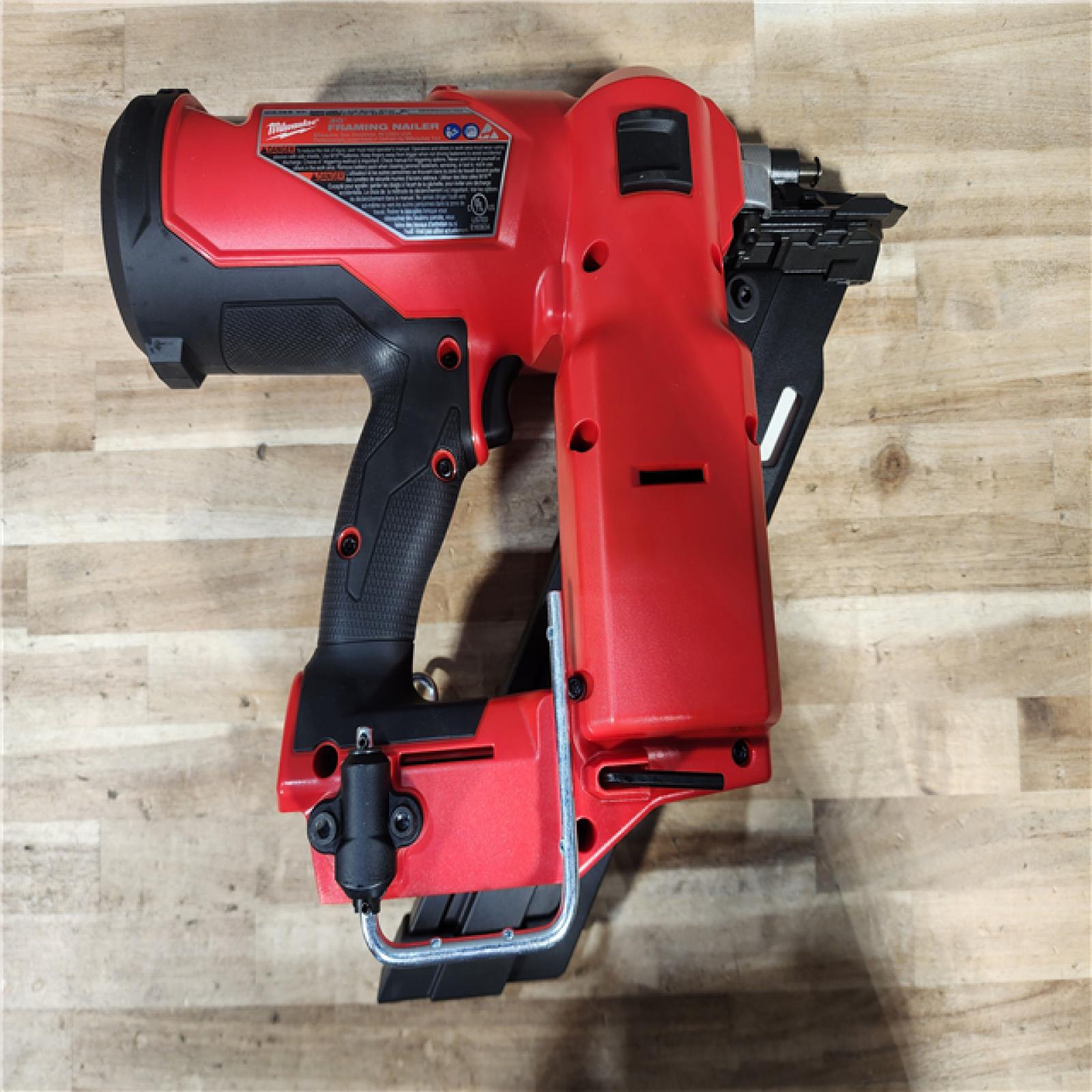 HOUSTON LOCATION - AS-IS (APPEARS LIKE NEW) Milwaukee FUEL 3-1/2 in. 18-Volt 30-Degree Lithium-Ion Brushless Cordless Framing Nailer (Tool-Only)