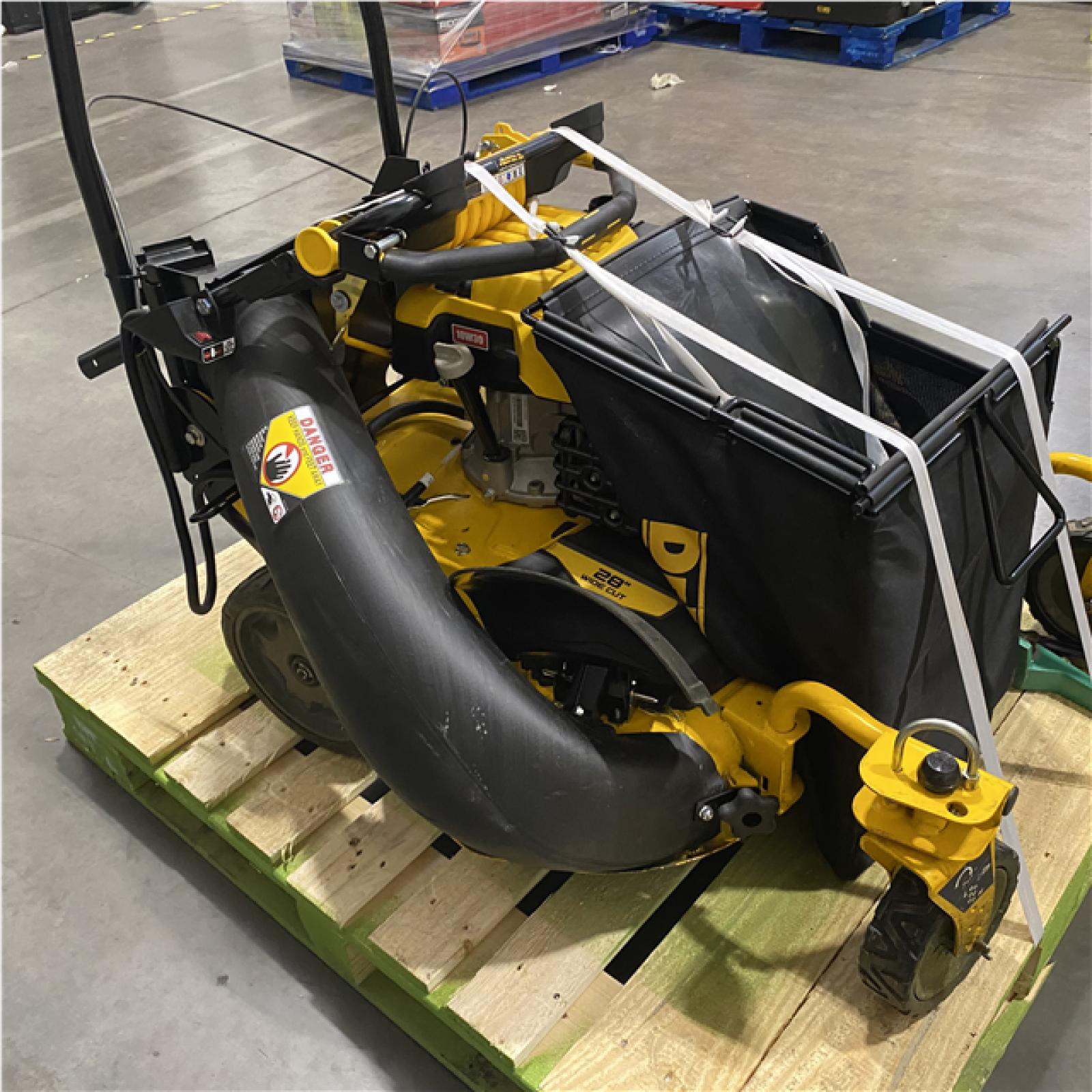 Dallas Location - As-Is DEWALT 28 in. 224cc Gas Lawn Mower