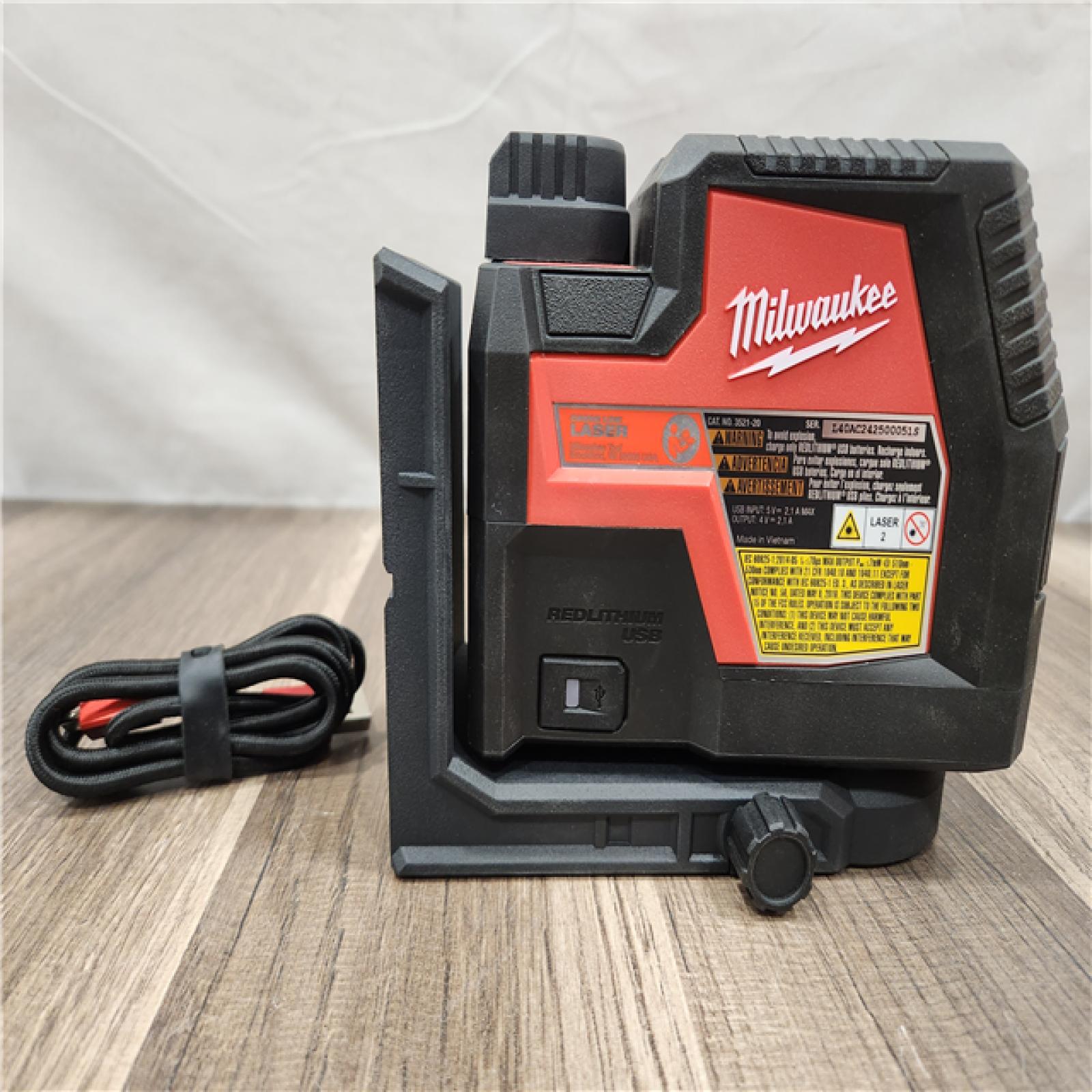 AS-IS- MILWAUKEE 100 Ft. REDLITHIUM Lithium-Ion USB Green Rechargeable Cross Line Laser Level with Charger