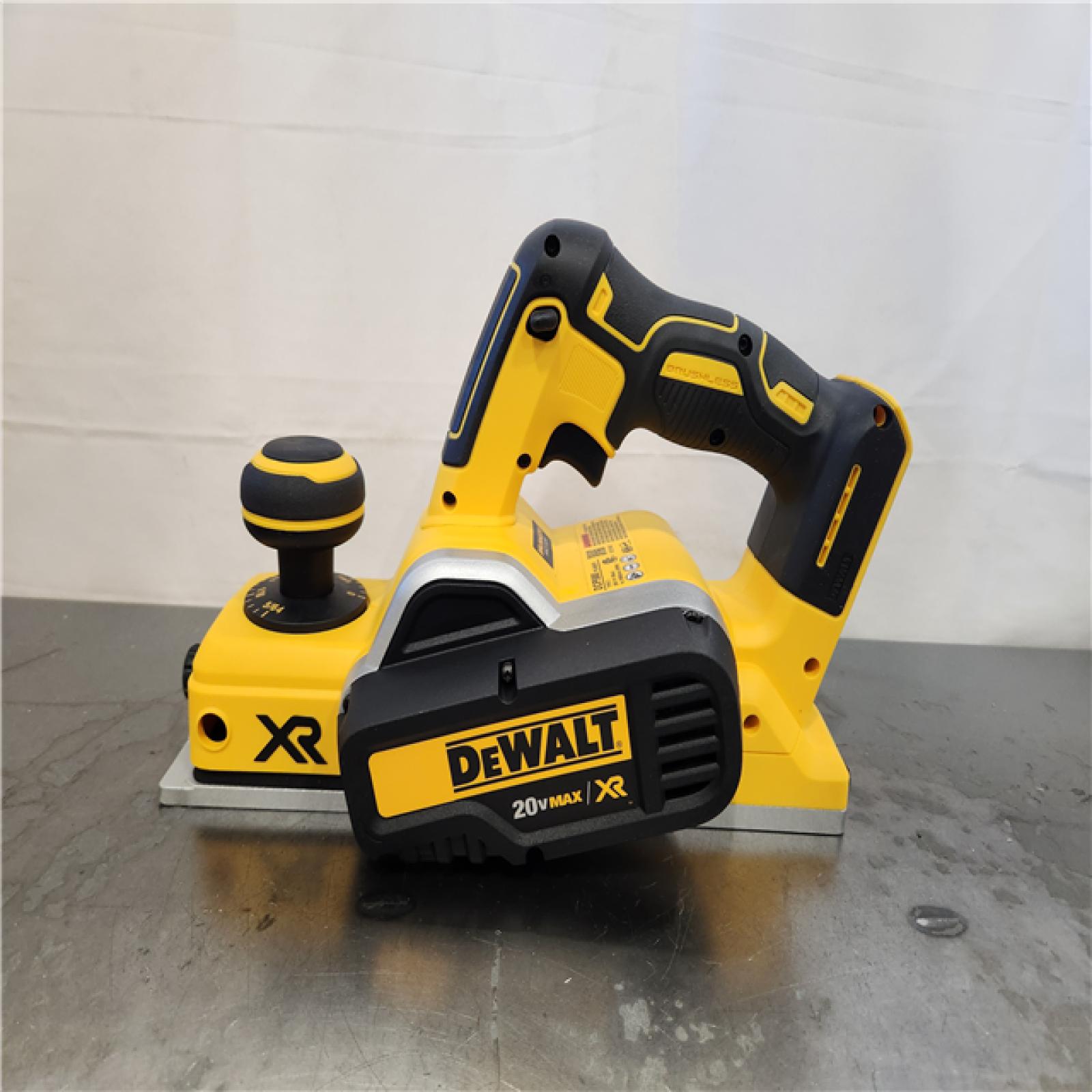 AS-IS- DEWALT DCP580B 20V MAX Lithium Ion Brushless Planer