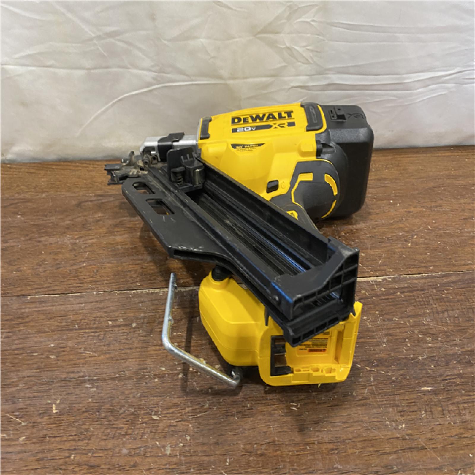 AS-IS DEWAS-IS20-Volt 30Â° Cordless Framing Nailer (Tool-Only)