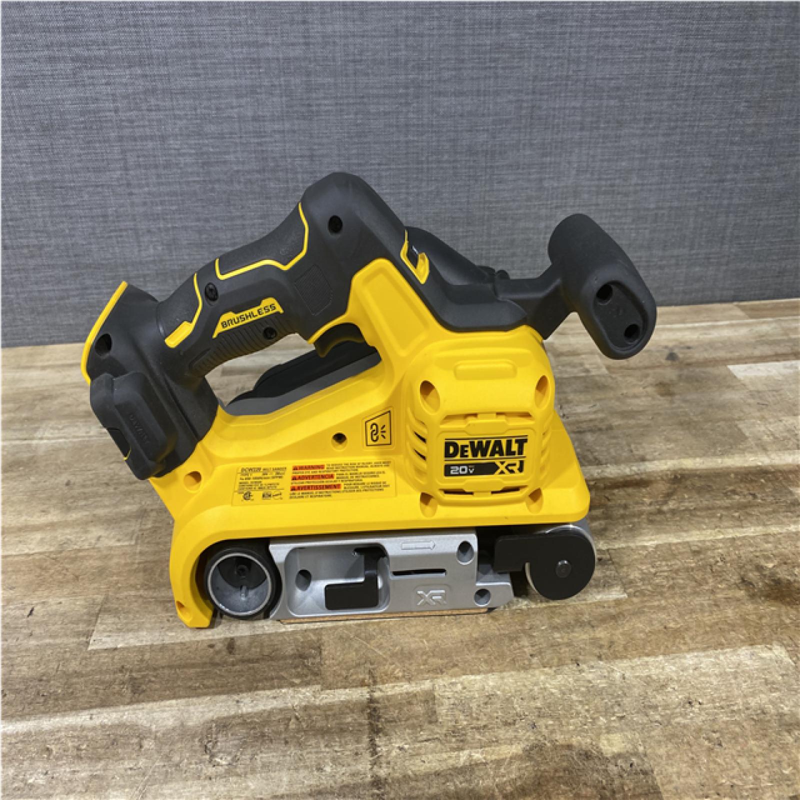 Houston Location AS-IS DeWalt 18v XR Cordless Belt Sander