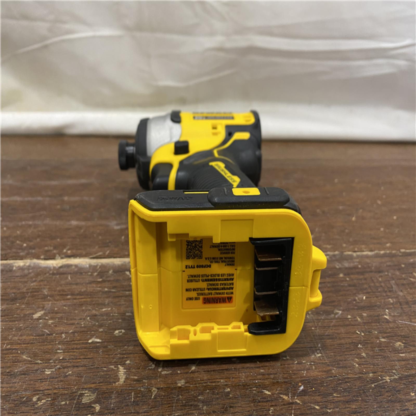 AS-IS DeWALT ATOMIC 20V MAX Cordless Compact Impact Driver Kit W/ Li-Ion Battery, 1/4, Brushless