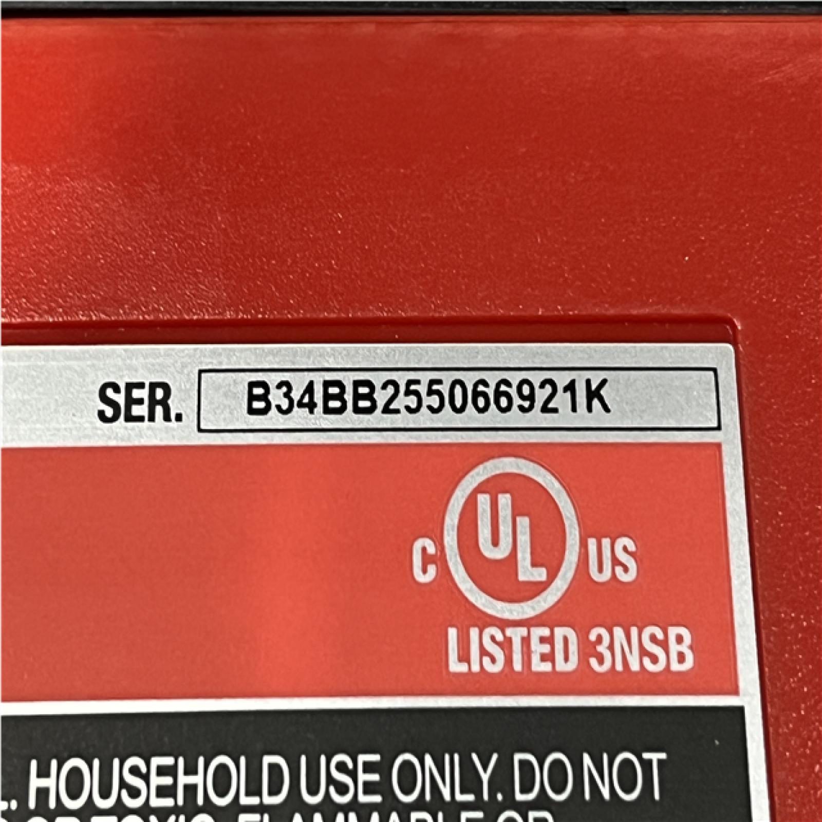 NEW - Milwaukee 18-Volt 2 Gal. Lithium-Ion Cordless Wet/Dry Vacuum (Vacuum-Only)