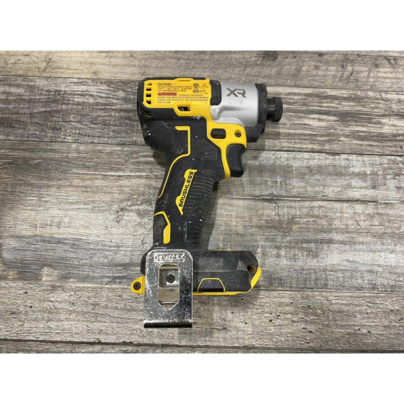 AS-IS DEWALT 20-Volt Maximum XR Lithium-Ion Cordless Brushless 1/4 in. 3-Speed Impact Driver Kit
