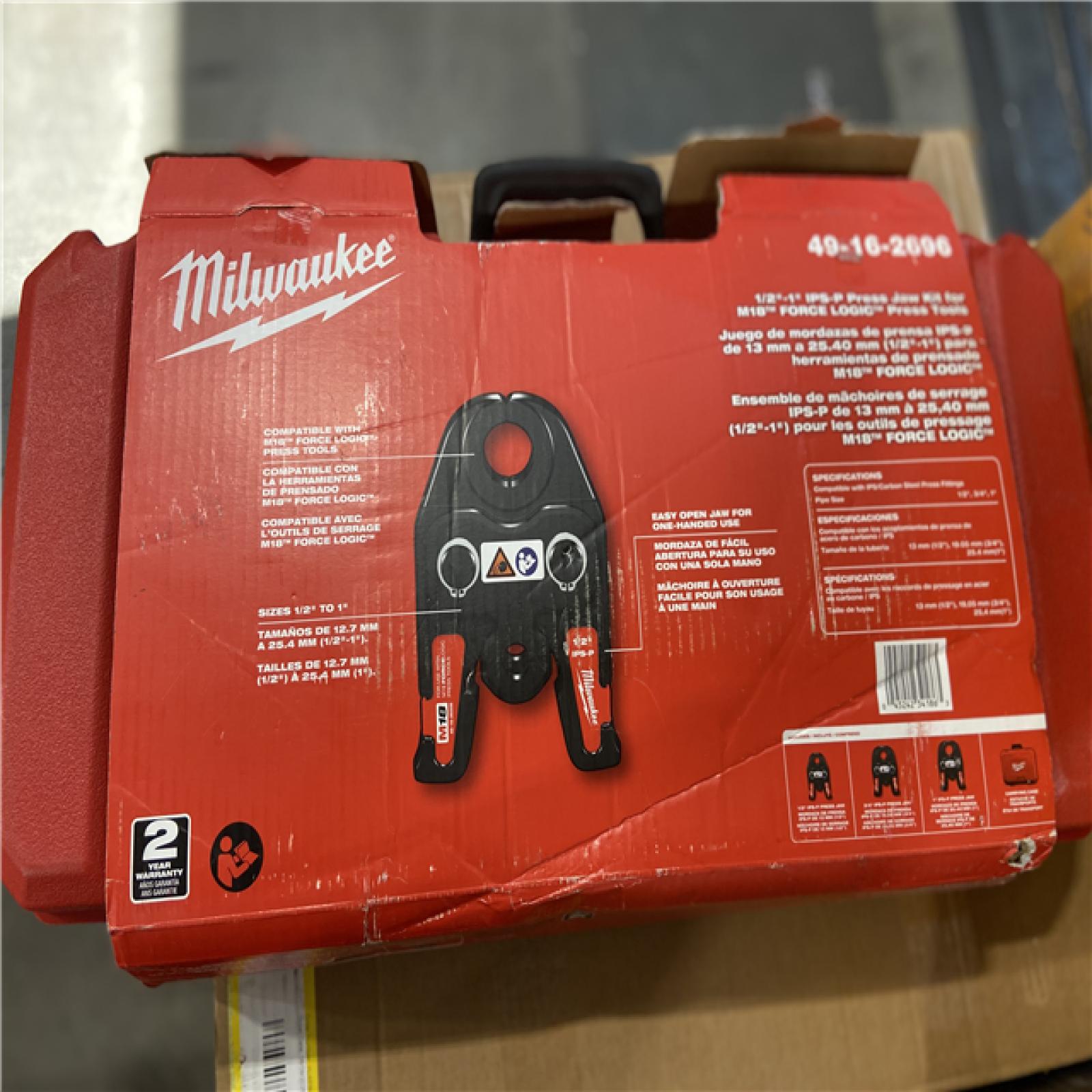 AS-IS - Milwaukee M18 1/2 in.-1 in. Black Iron Press Tool Jaw Kit 58