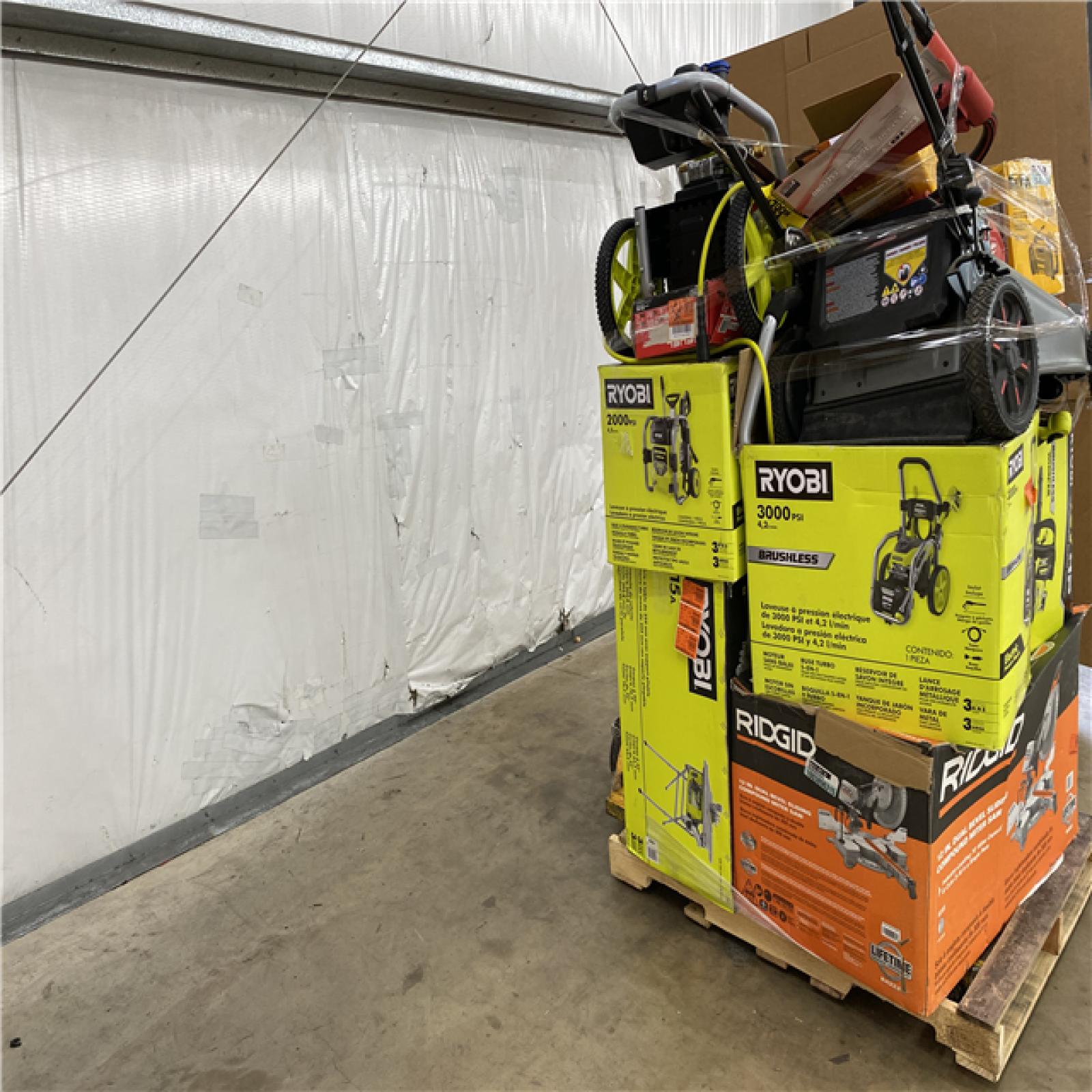Houston Location AS IS - Tool Pallet