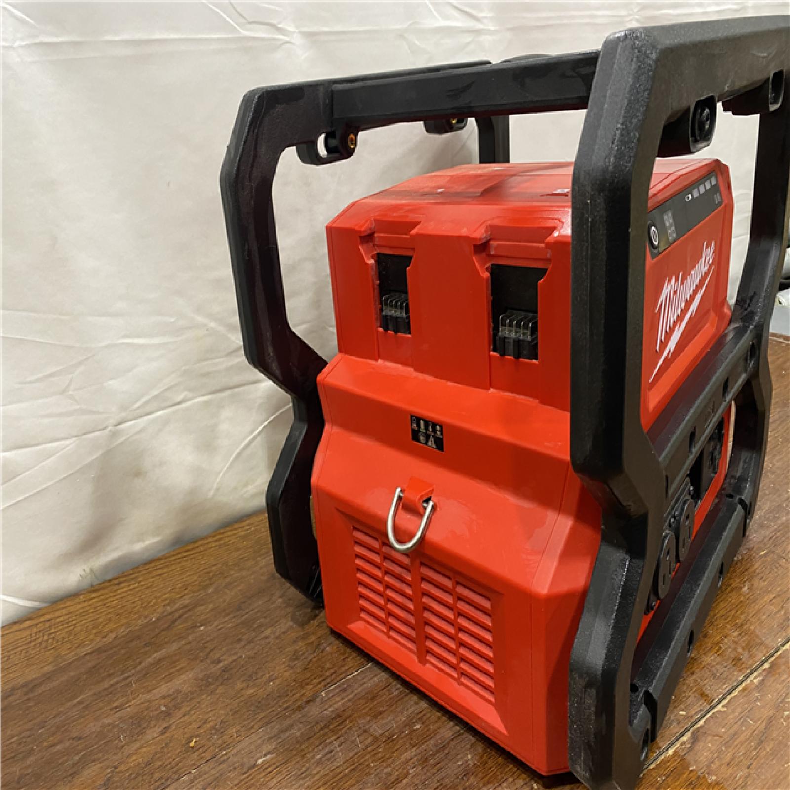 AS-IS Milwaukee M18 Cordless 3600-Watt/1800-Watt Battery Powered Power Supply (Tool Only)