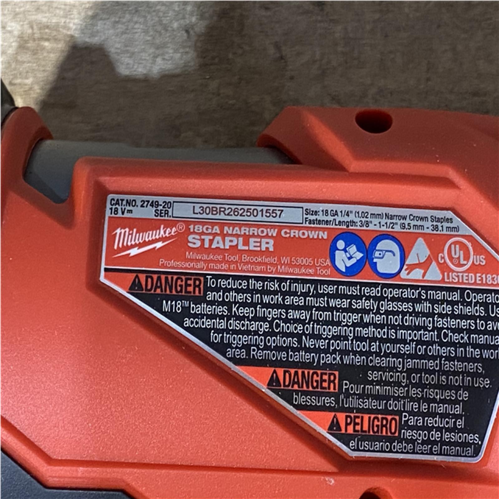 Houston Location AS-IS Milwaukee FUEL 18-Volt Lithium-Ion Brushless Cordless 18-Gauge 1/4 in. Narrow Crown Stapler (Tool-Only)