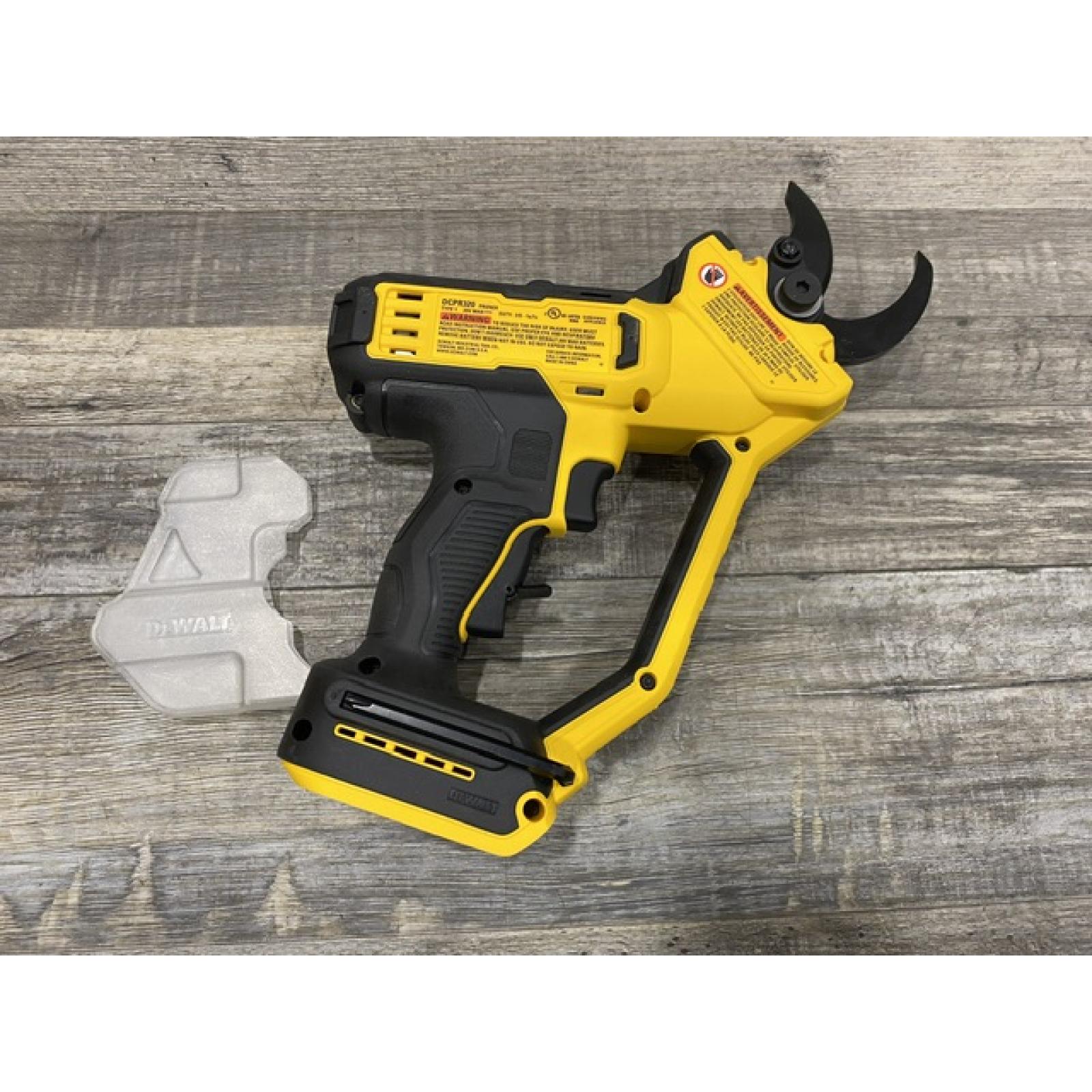 AS-IS DEWALT 20V MAX Cordless Battery Powered Pruner Kit