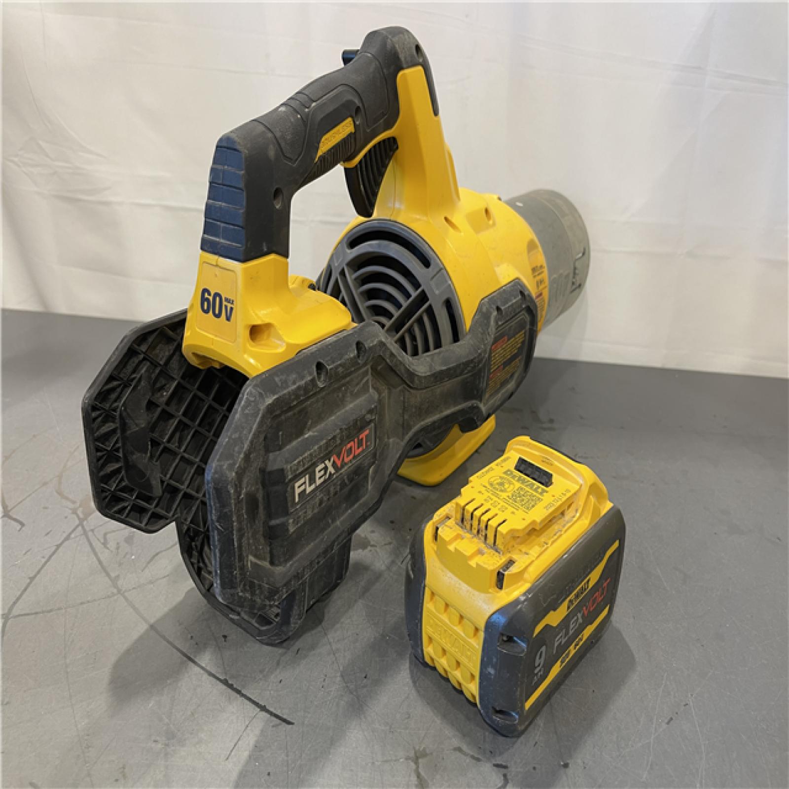 AS-IS - DeWalt FLEXVOLT 60V MAX 125 MPH 600 CFM Brushless Cordless Battery Powered Blower Kit