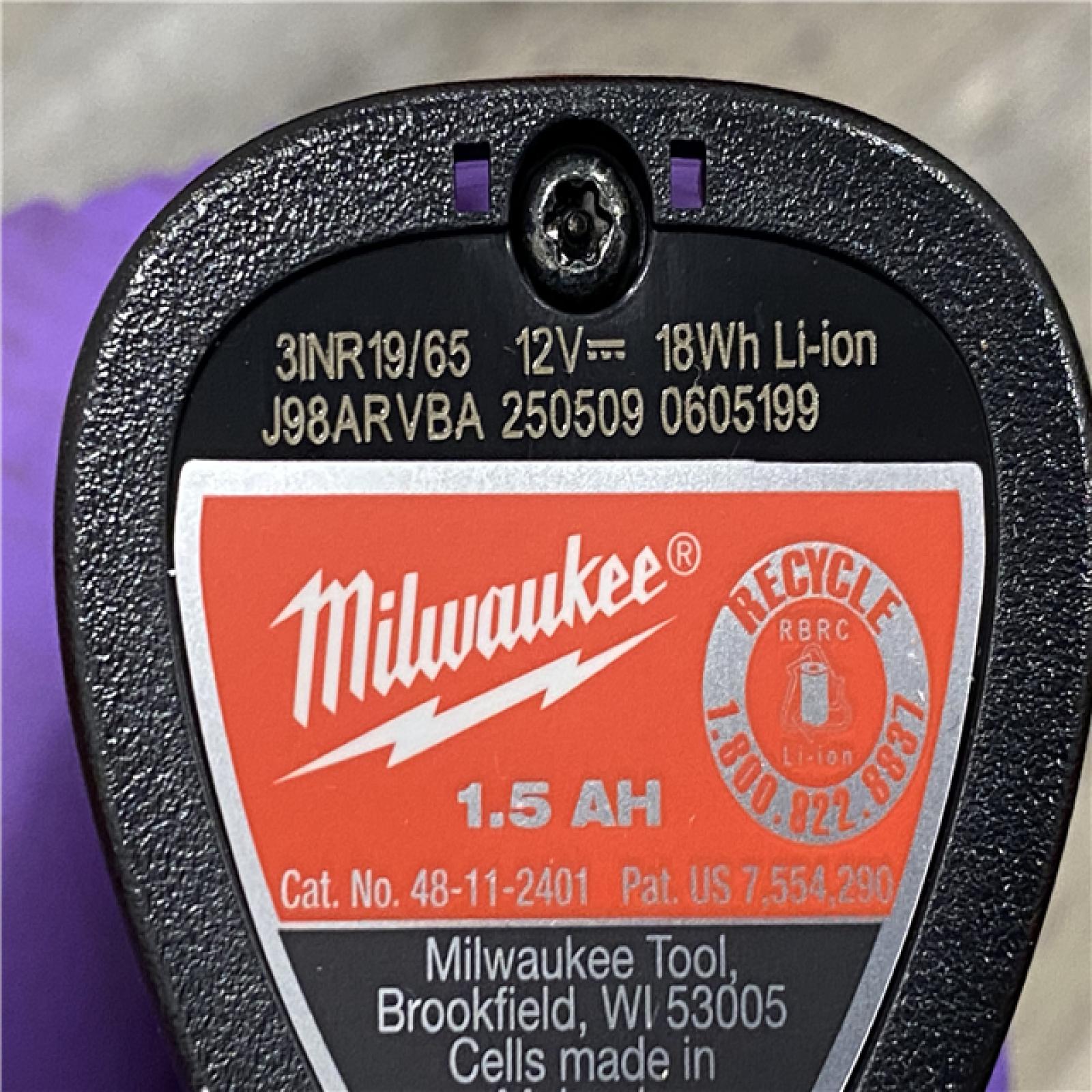 AS-IS Milwaukee 12V Lithium-Ion Cordless Drill Driver/Impact Driver Combo Kit