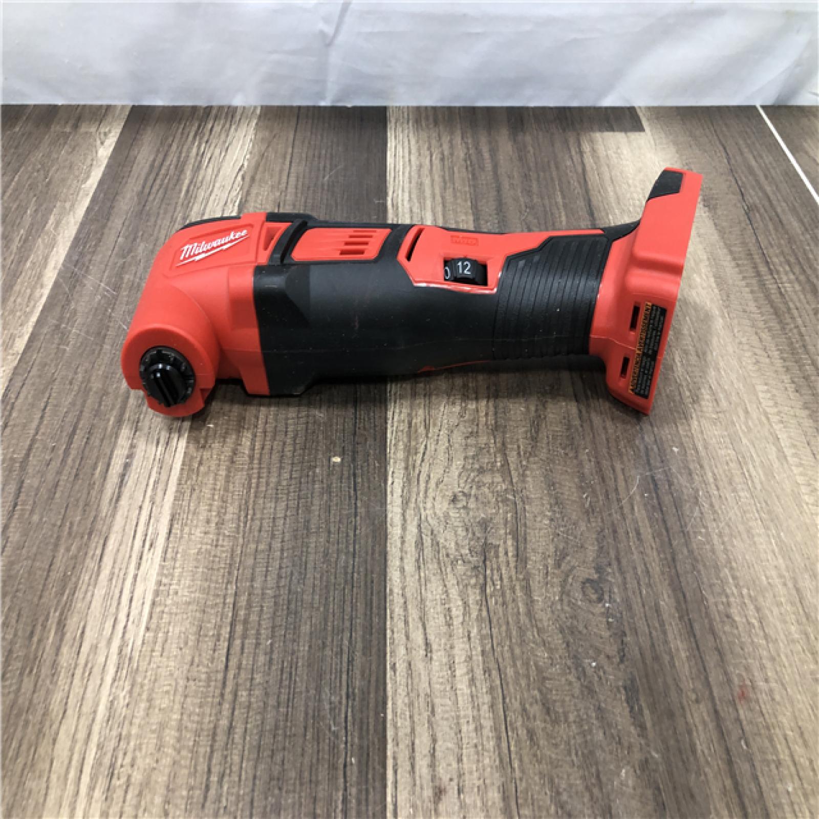 AS-IS Milwaukee 18V Lithium-Ion Cordless Oscillating Multi-Tool (Tool-Only)