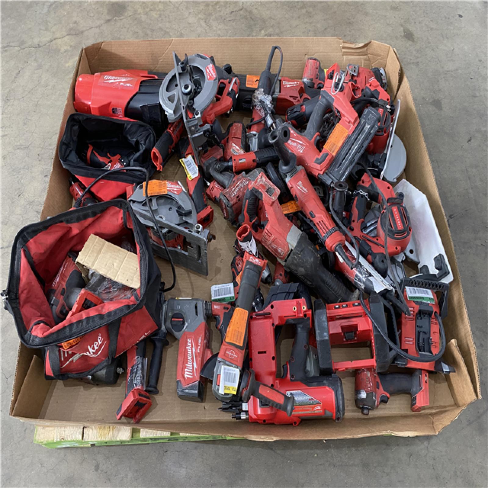 Houston Location AS IS - Tool Pallet